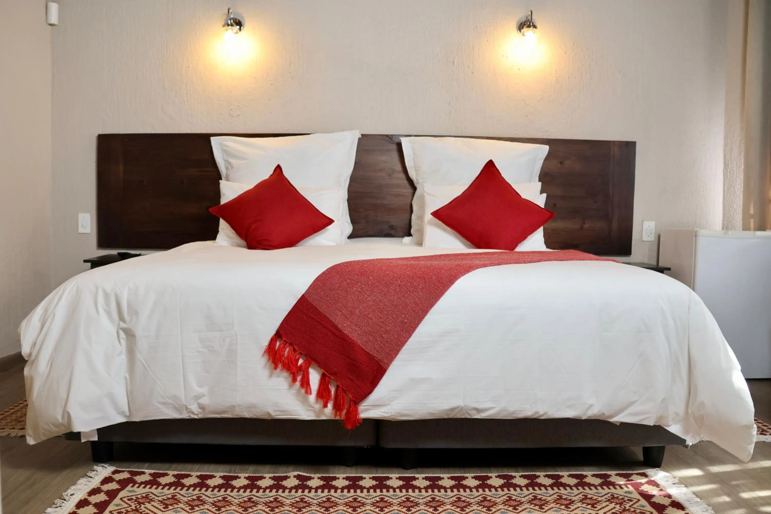 Bed in Shingalana Guest Lodge