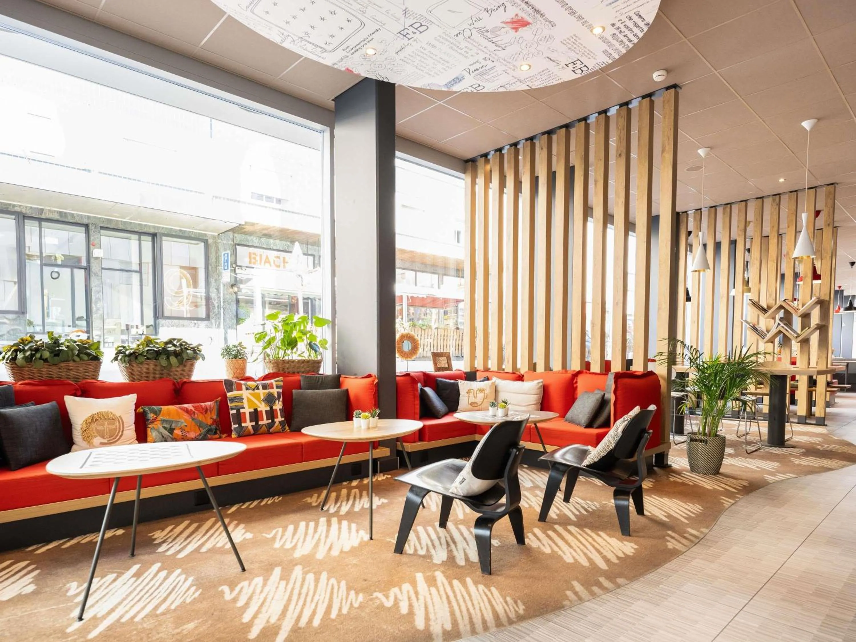 Property building in ibis Geneve Centre Lac