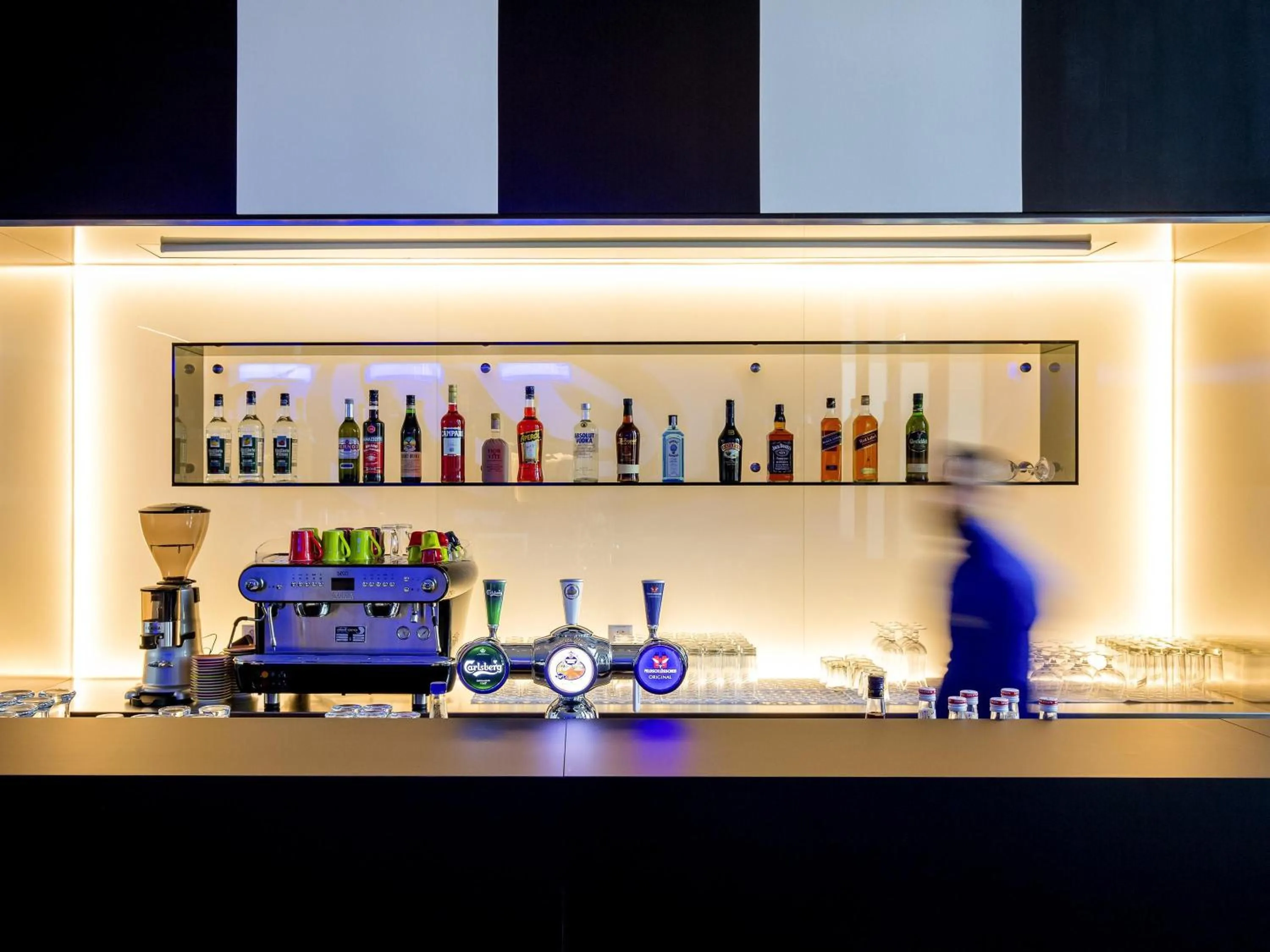 Lounge or bar in ibis Styles Basel City