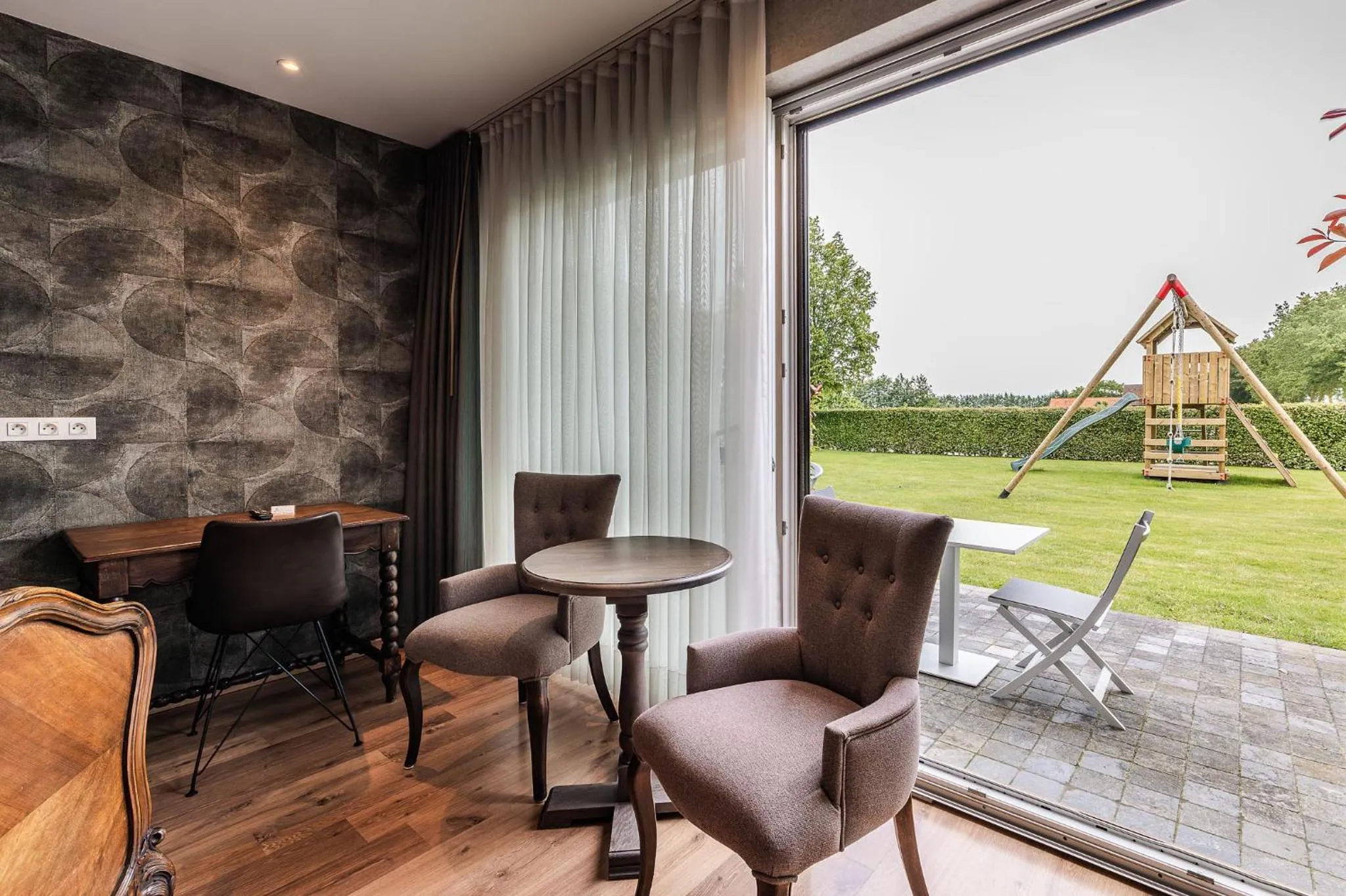 Garden view in Apollonia