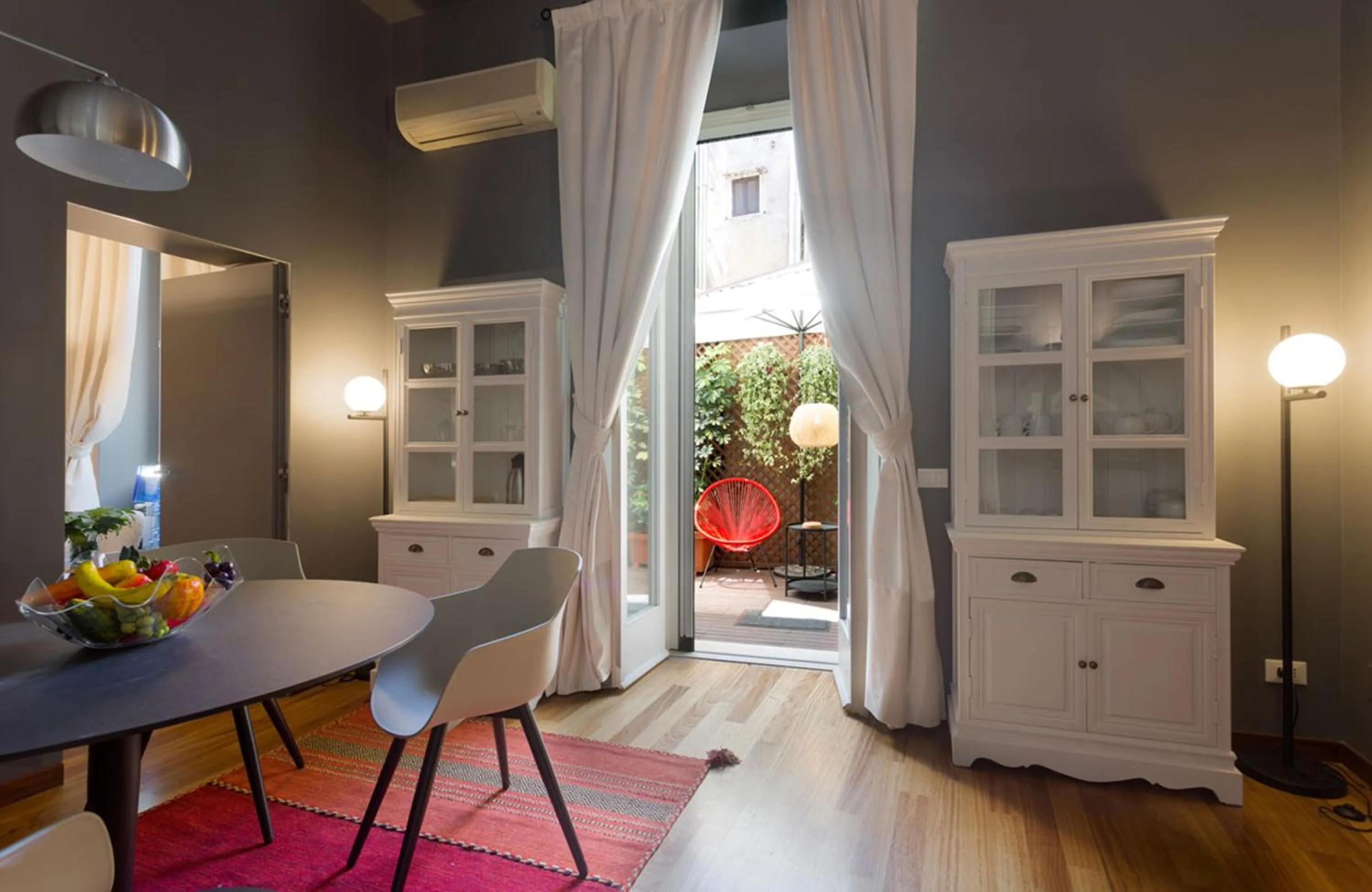 Kitchen or kitchenette in L'obelisque maison de luxe