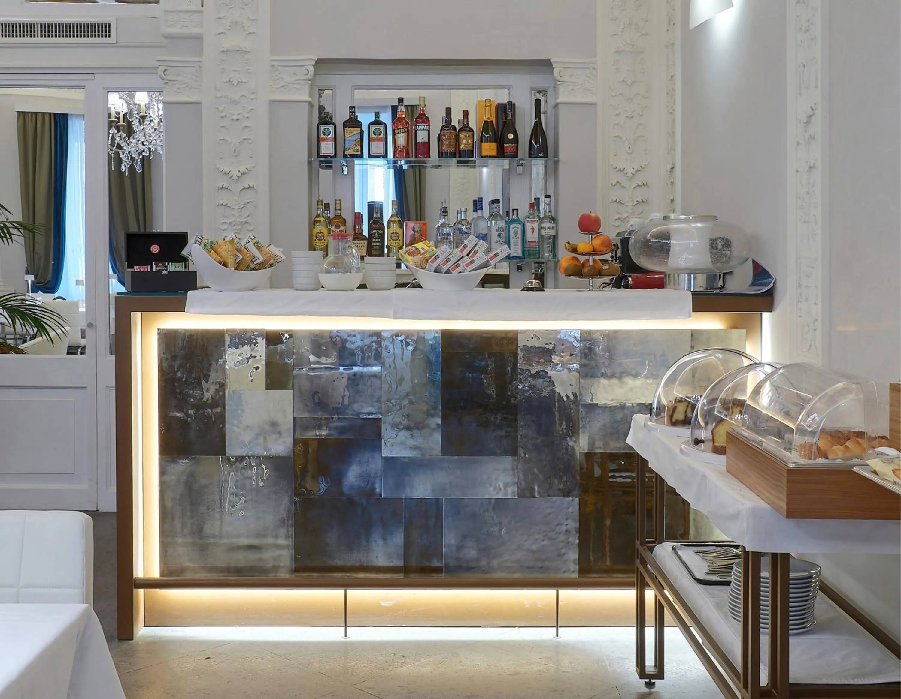 Communal lounge/ TV room in L'obelisque maison de luxe