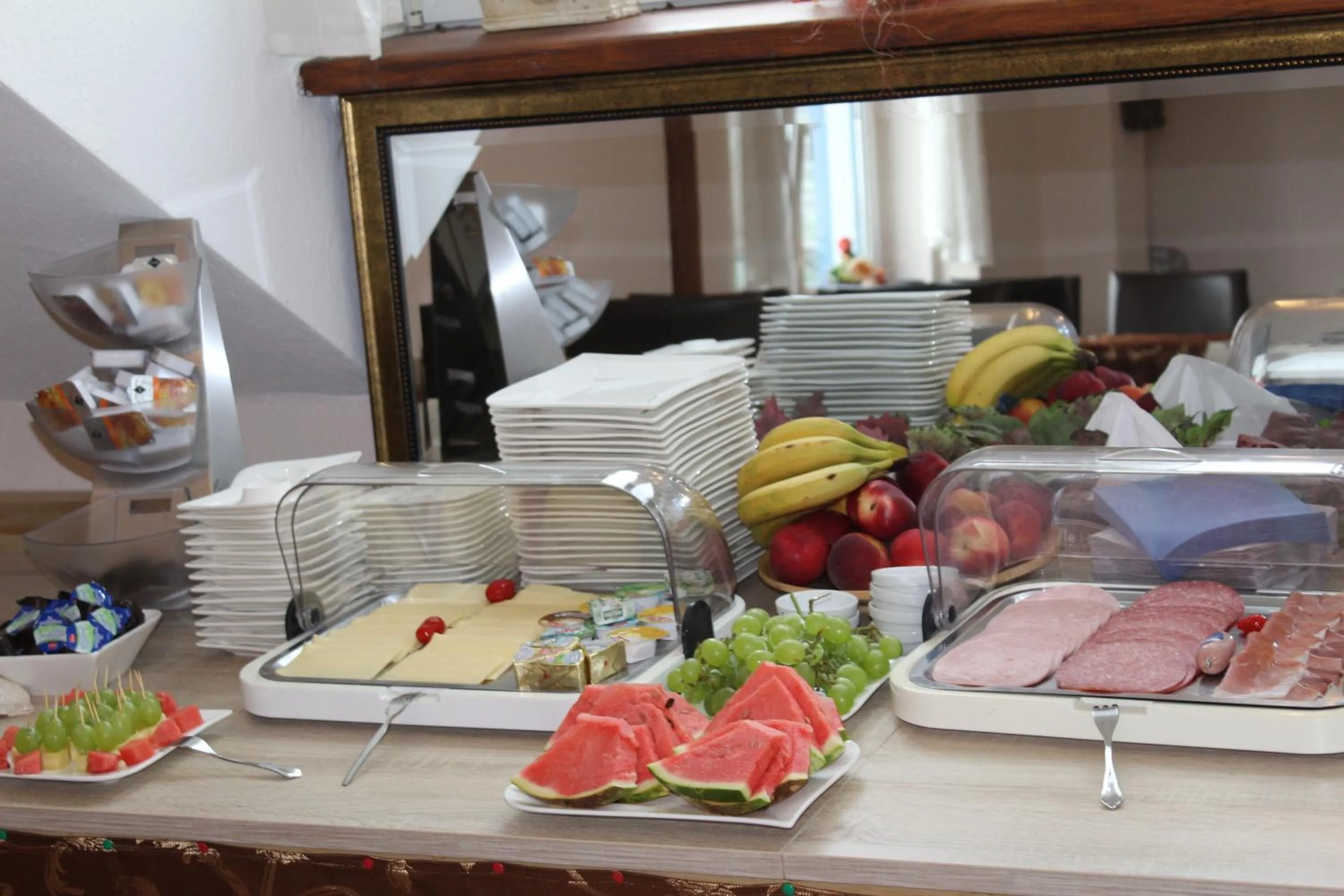 Food and drinks in Hotel Gardenia