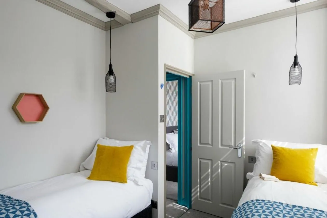 Bedroom, Bed in Unique Apartments - Beau Street