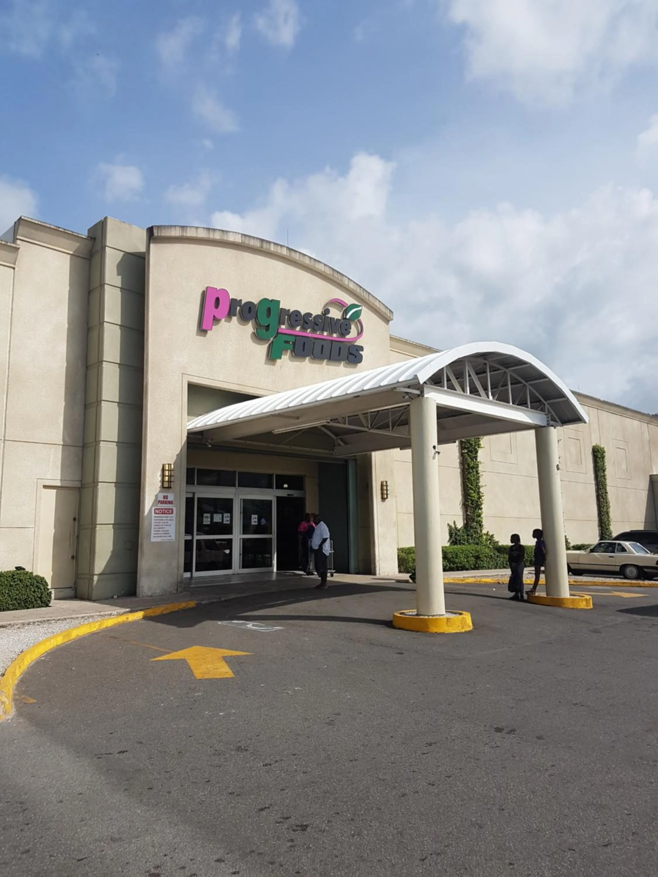 Supermarket/grocery shop in Skycastle Oasis