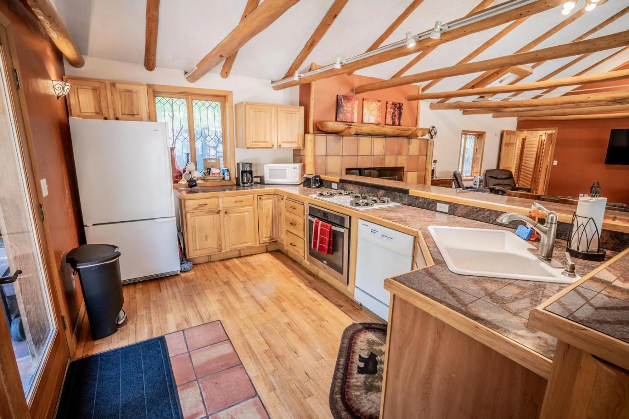 Kitchen or kitchenette in Colorado Bear Creek Cabins