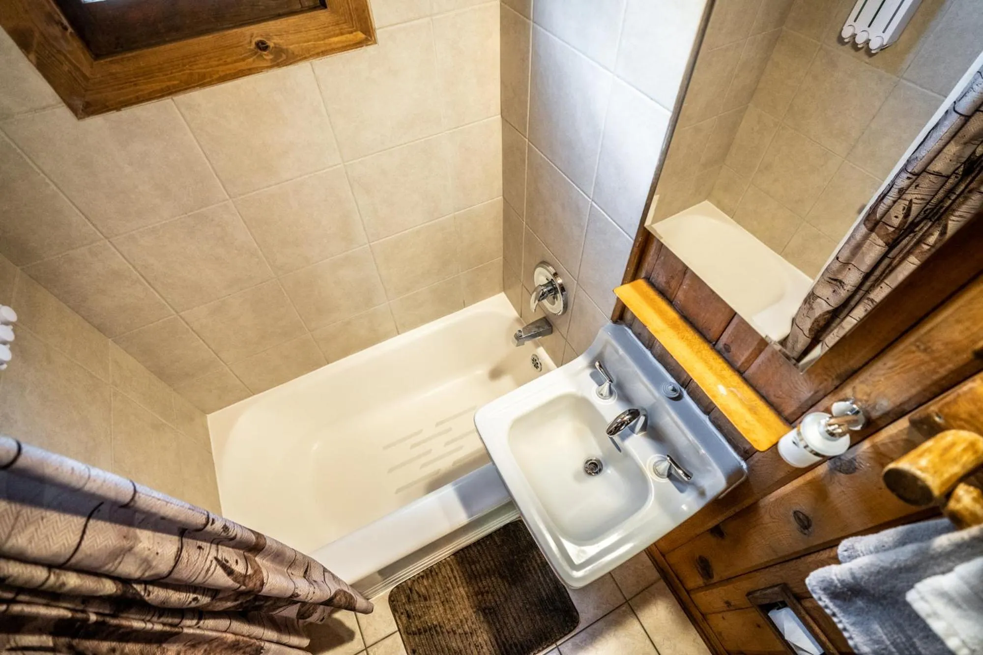 Bathroom in Colorado Bear Creek Cabins