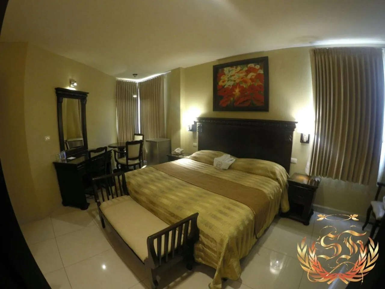 Photo of the whole room, Bed in Hotel San Francisco