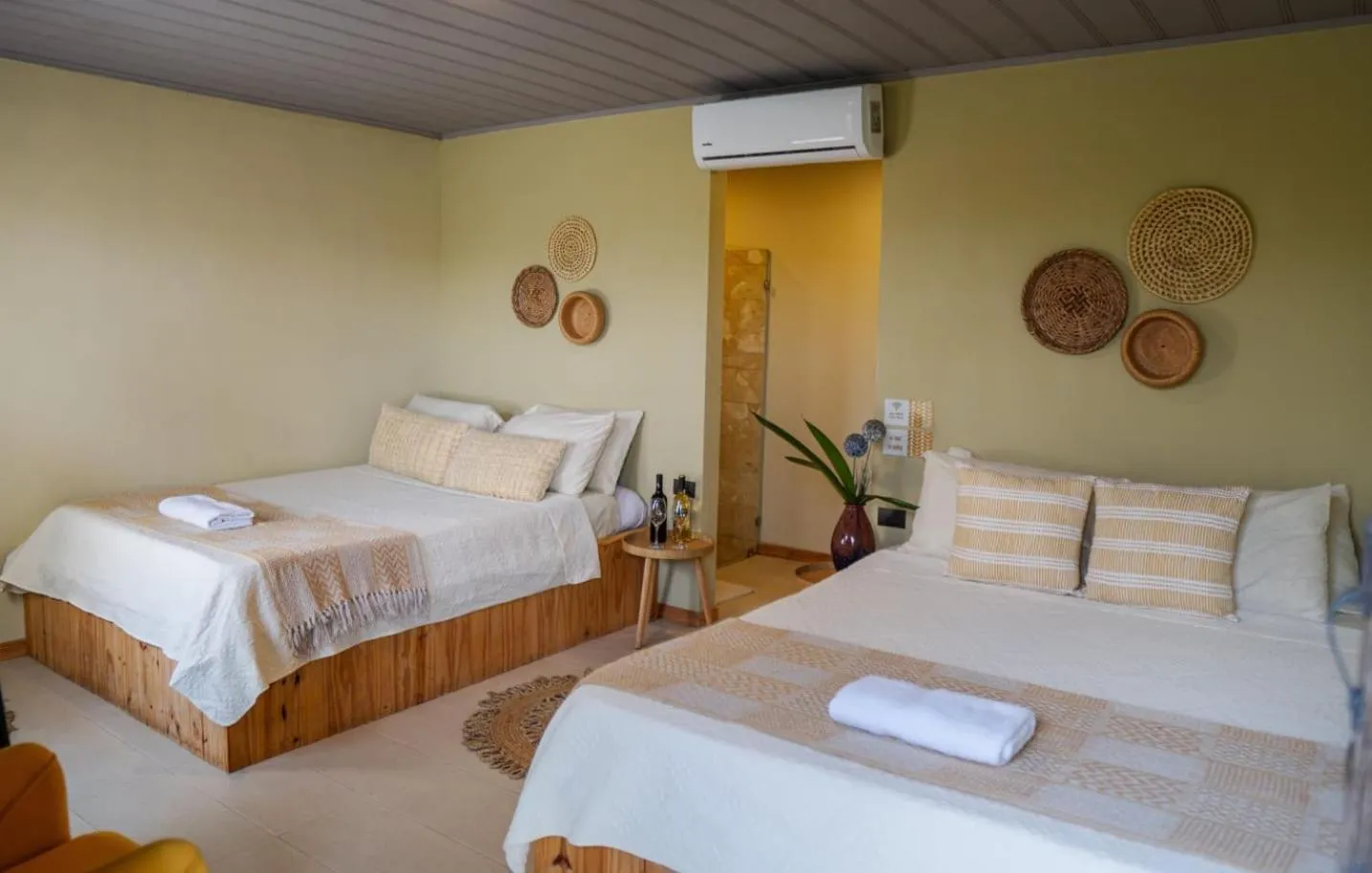 Bed in Hotel y Cabinas del Trópico