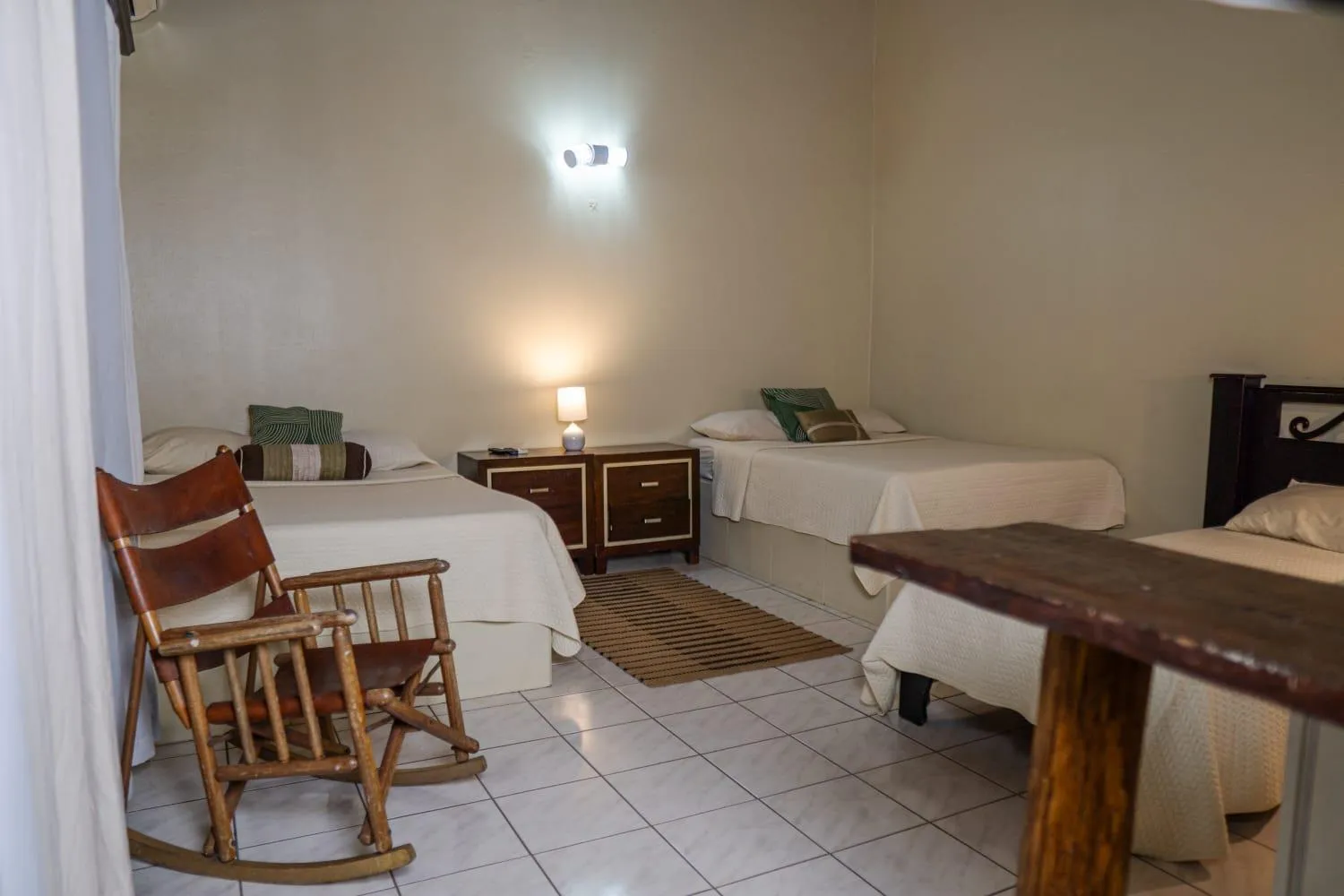 Bed in Hotel y Cabinas del Trópico