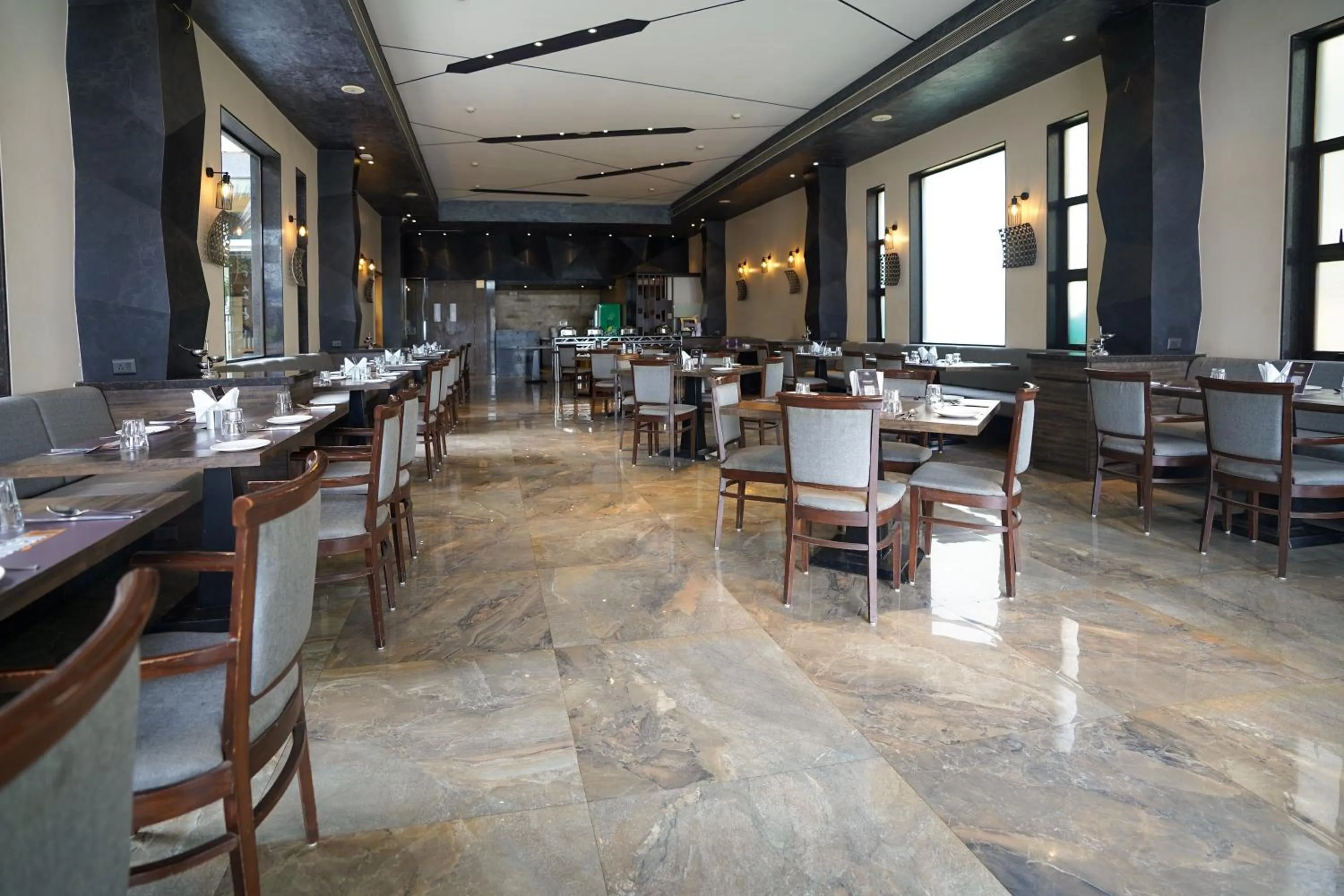 Restaurant/places to eat in Enrise By Sayaji Ahmednagar