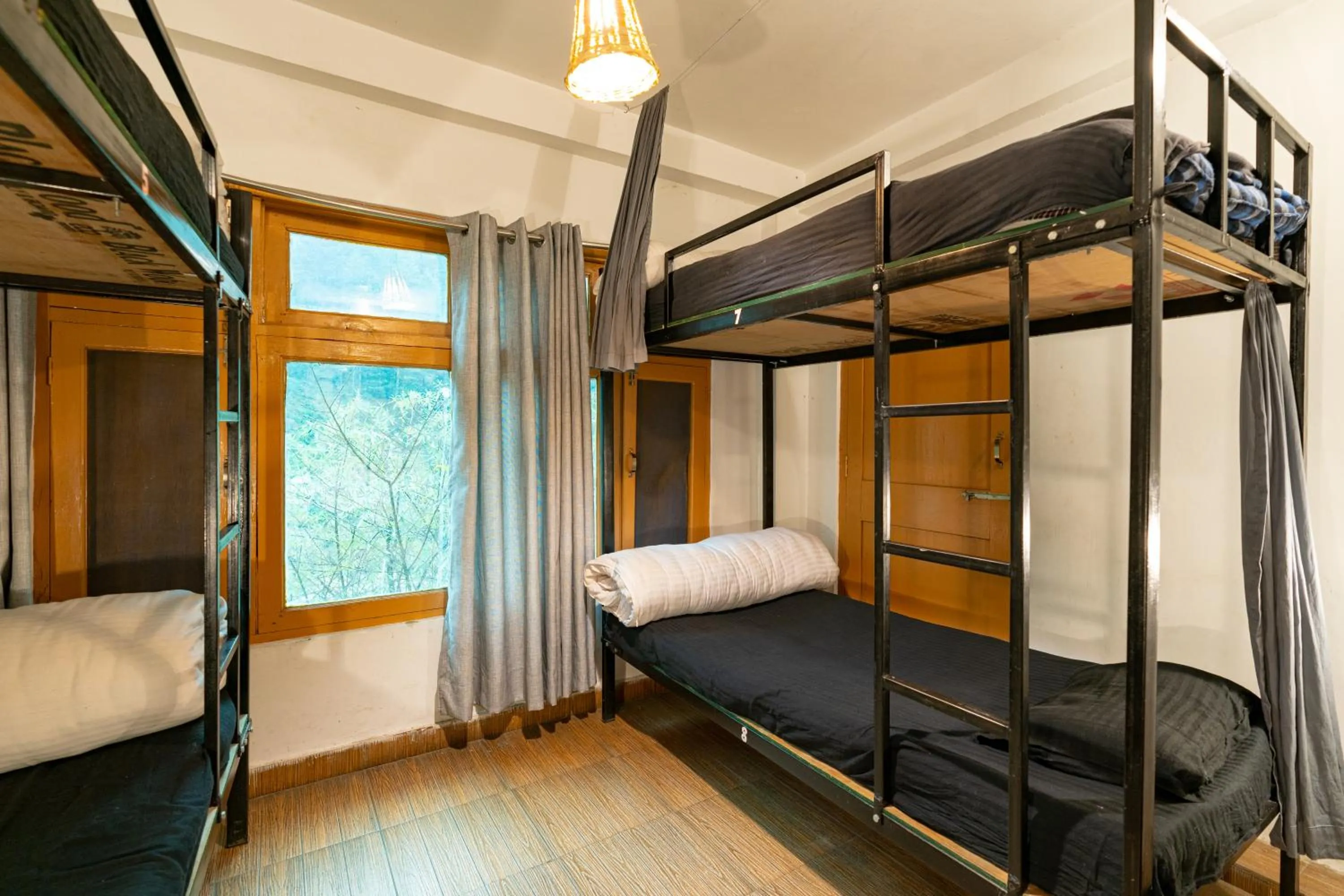 Photo of the whole room, Bed in Nomads Hostel