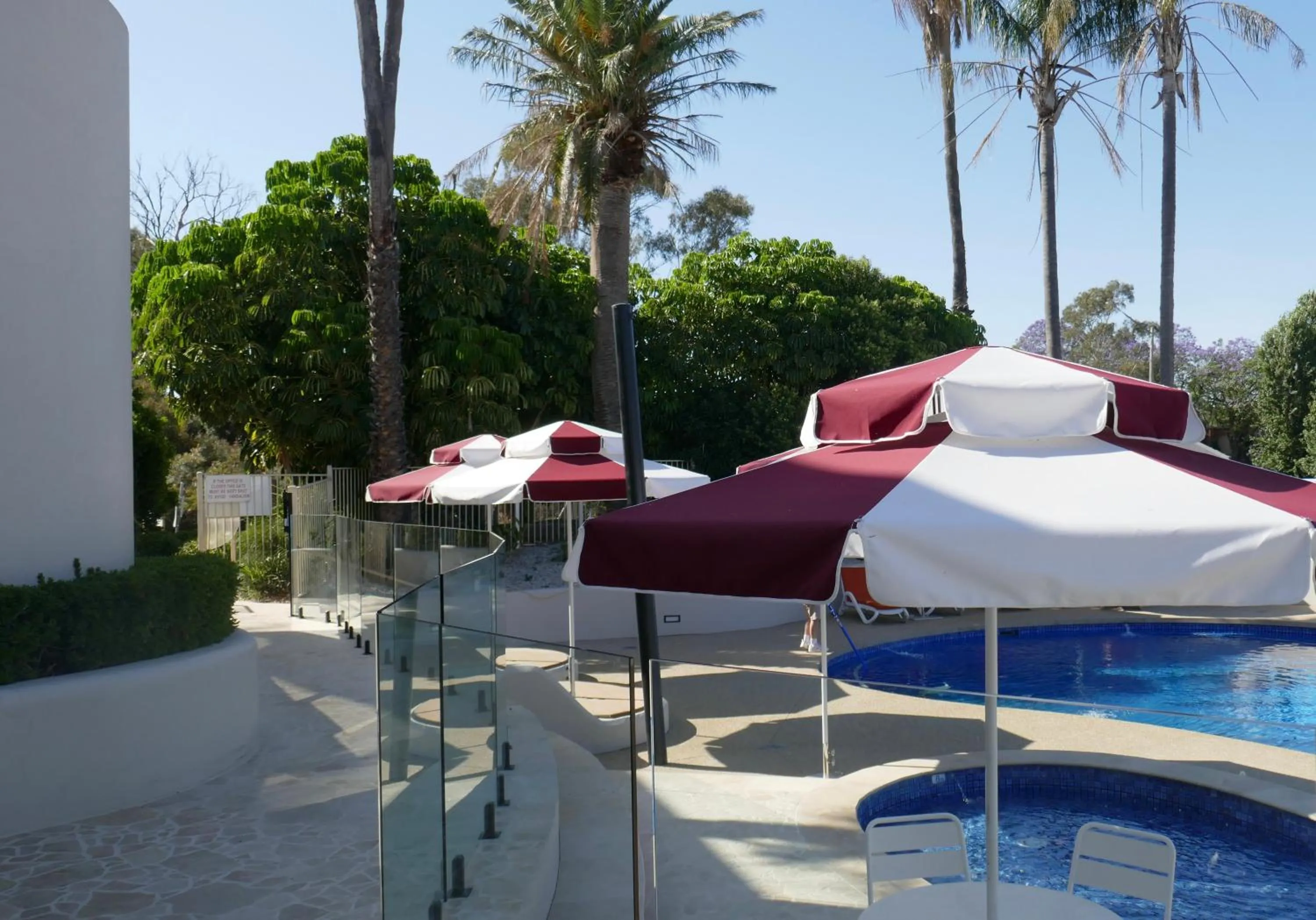 Property building in Lake Mulwala Boatel