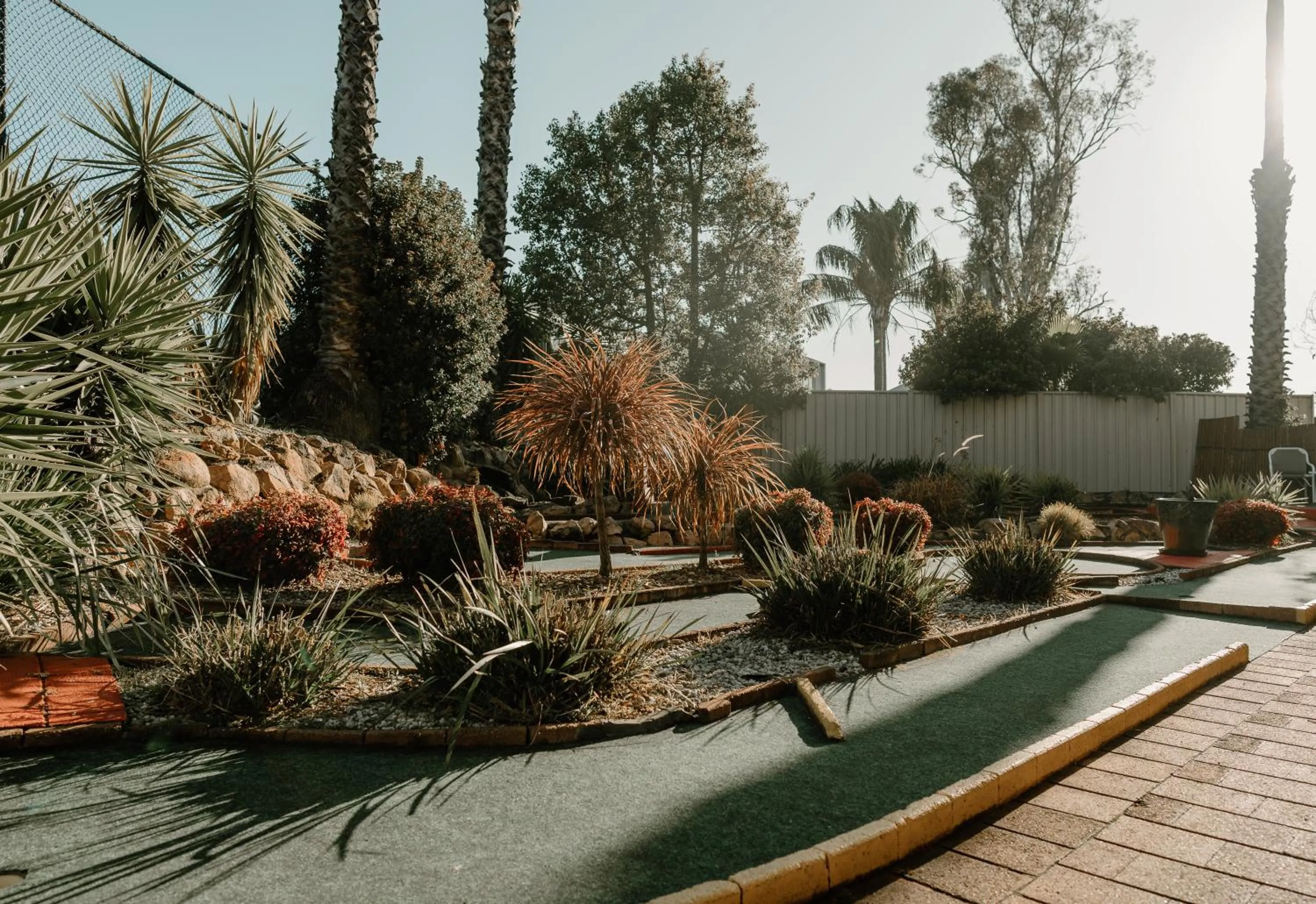 Minigolf in Lake Mulwala Boatel