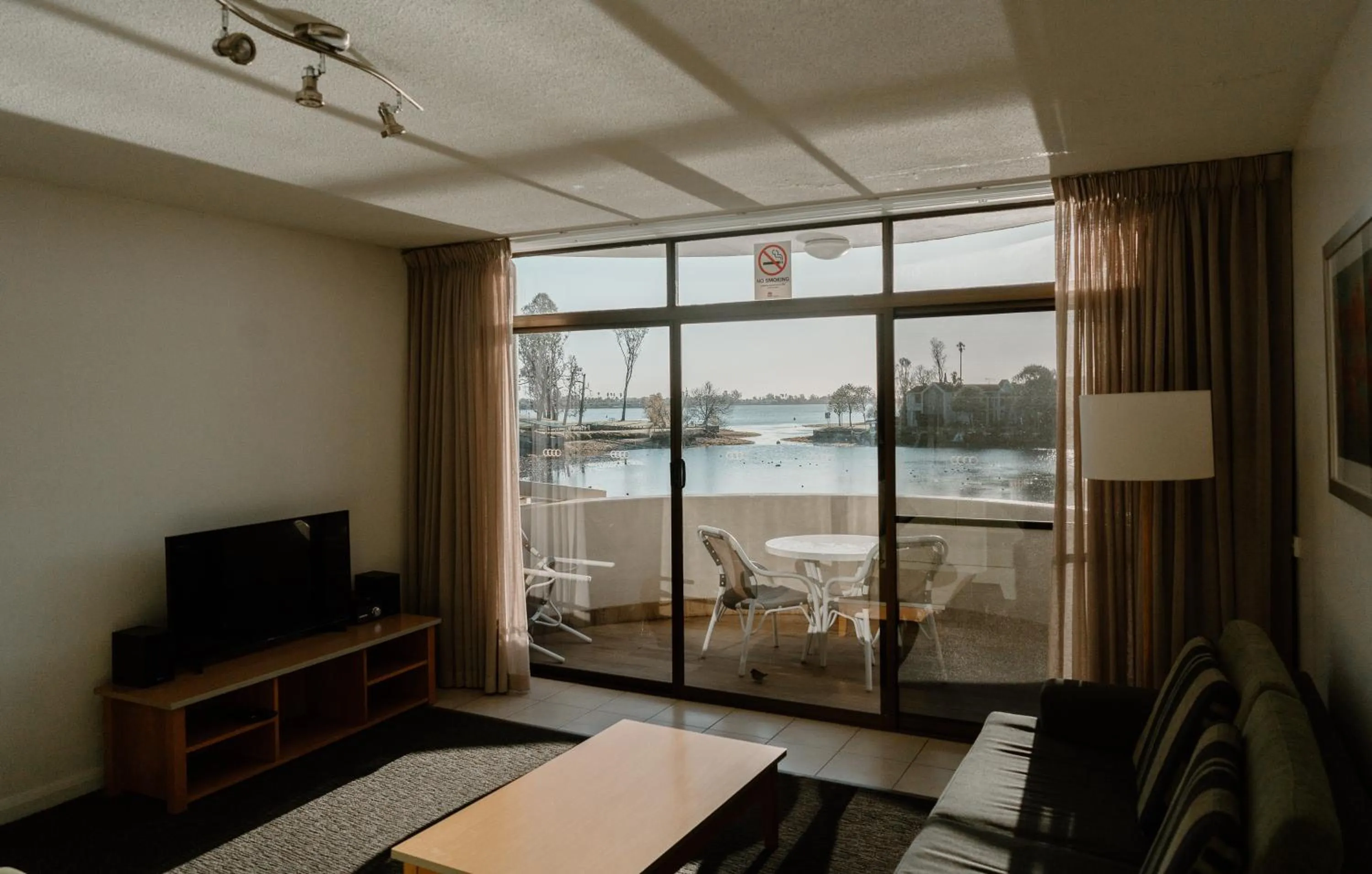 Living room in Lake Mulwala Boatel