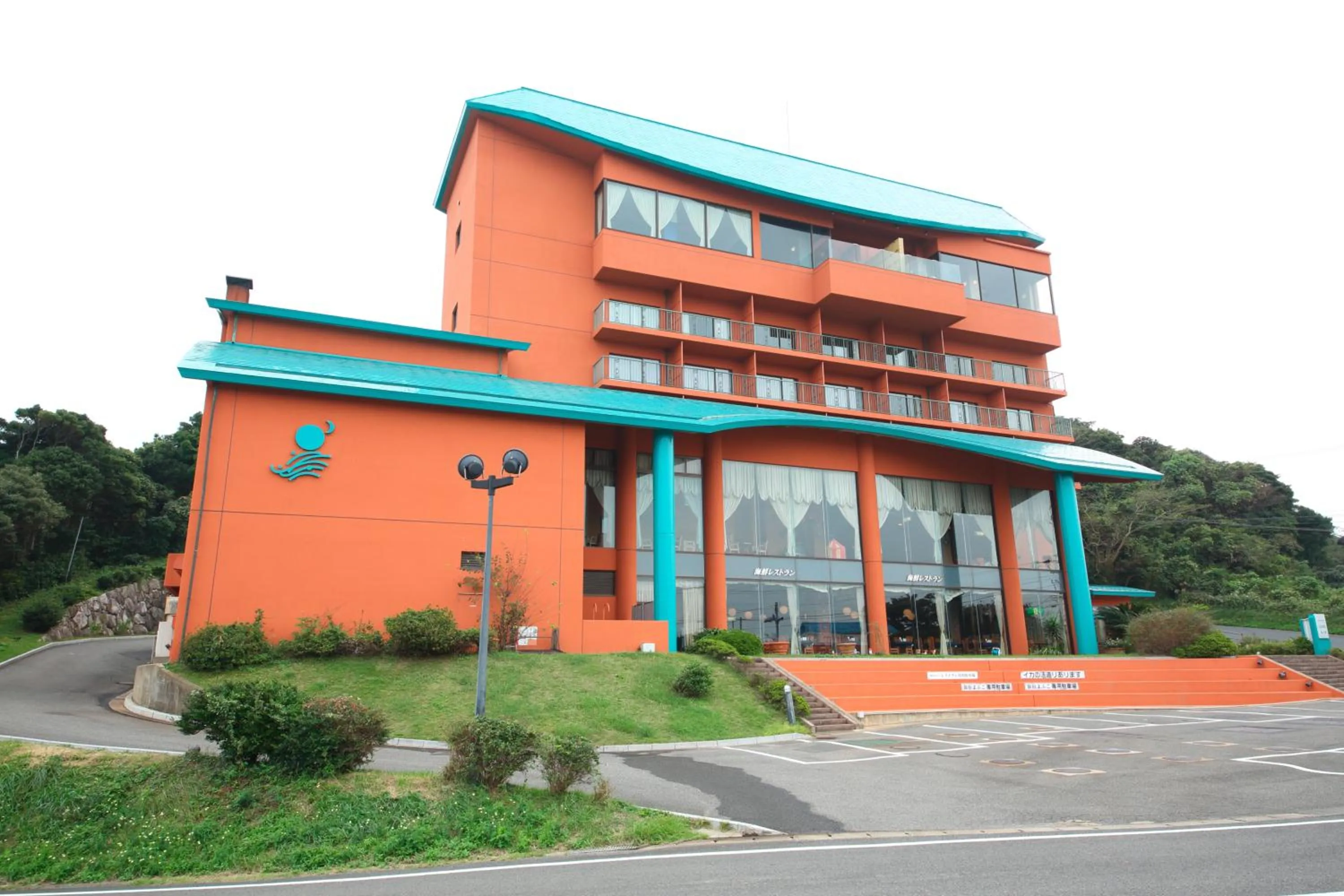 Facade/entrance in Tabiyado Yobuko