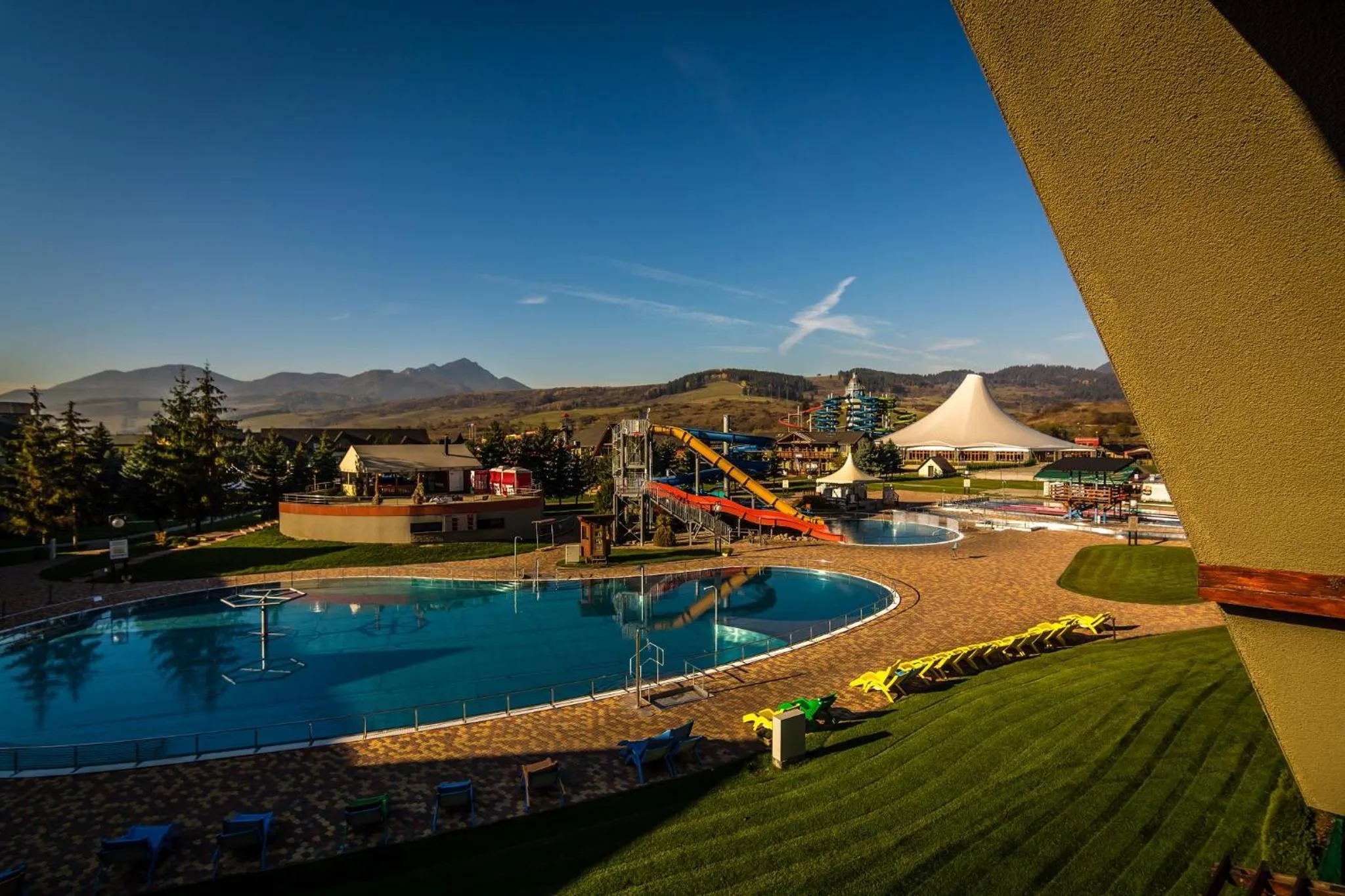 Swimming pool in Apartman Mirka - Hotel Luka