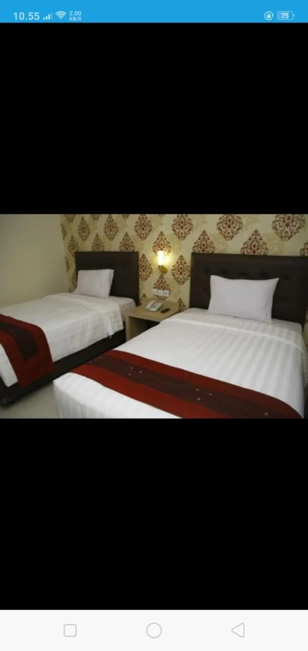 Hersya Front One Inn Surabaya