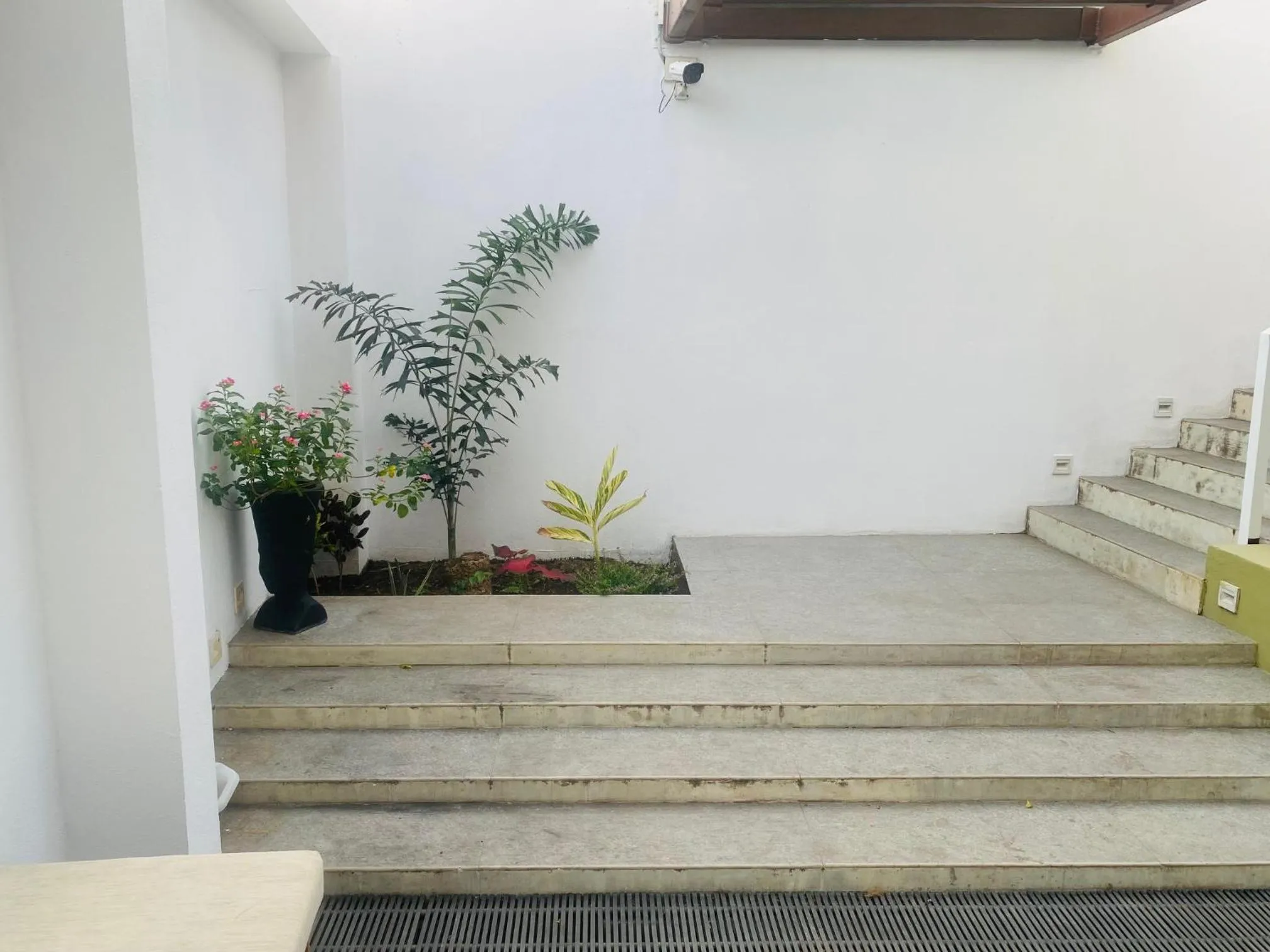 Property building in Hotel Cloud 9 Negombo