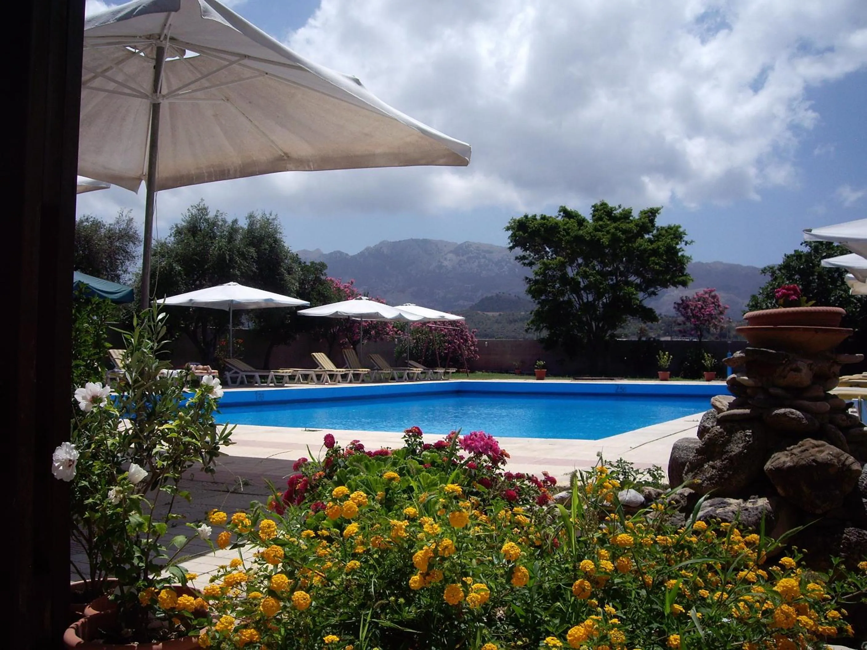Swimming pool in Hotel Hermes
