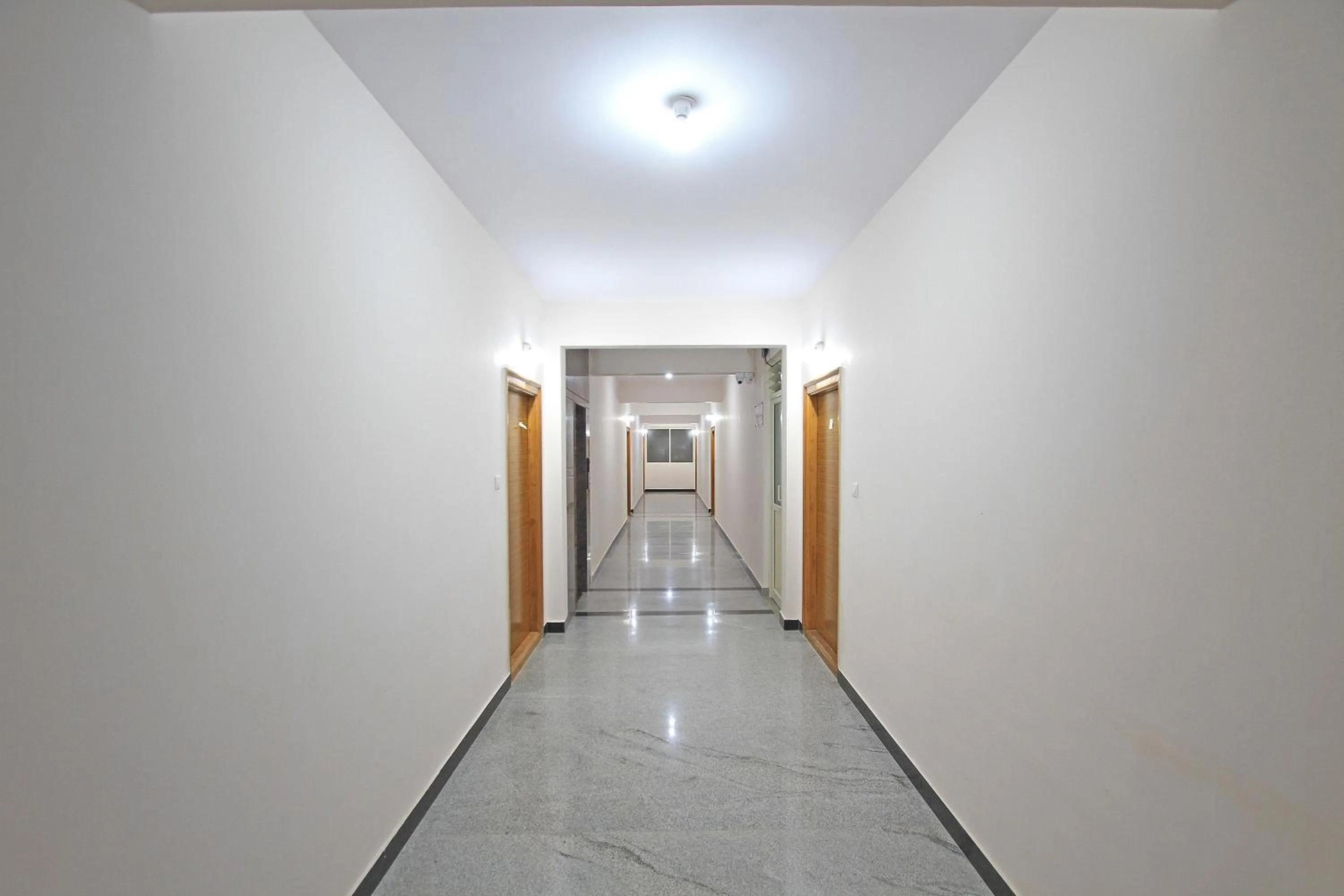 Area and facilities in Arra Grande Suites Bangalore airport hotel