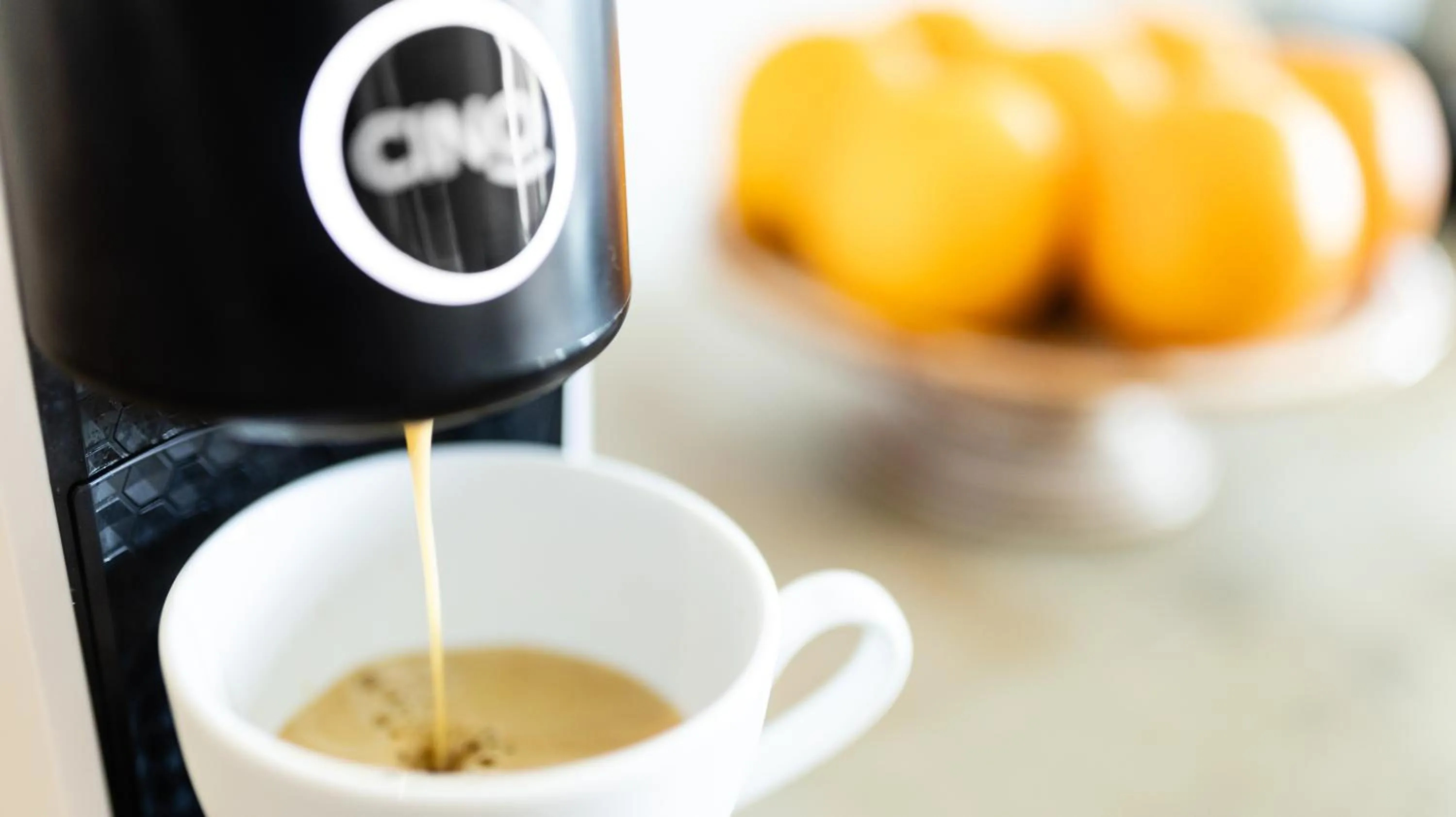 Coffee/tea facilities in Shintana Saya Residence