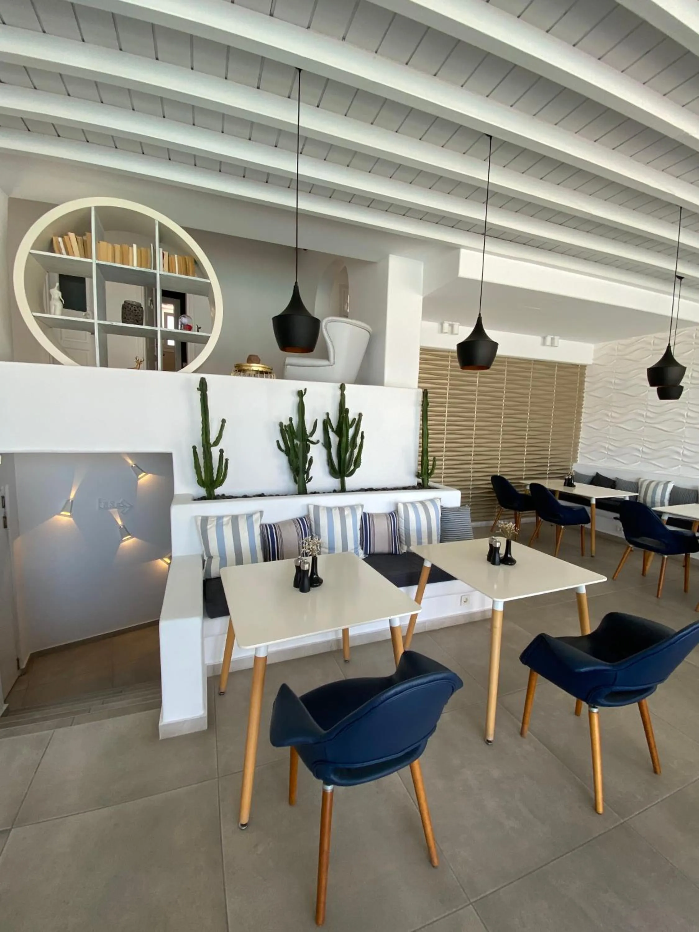 Lounge or bar in Absolute Mykonos Suites & More
