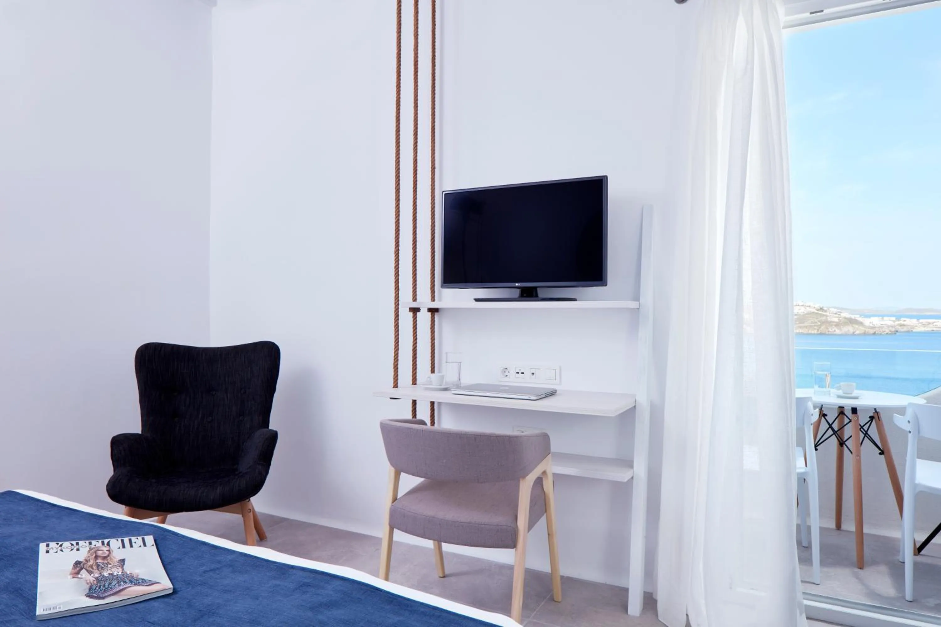 TV and multimedia in Absolute Mykonos Suites & More
