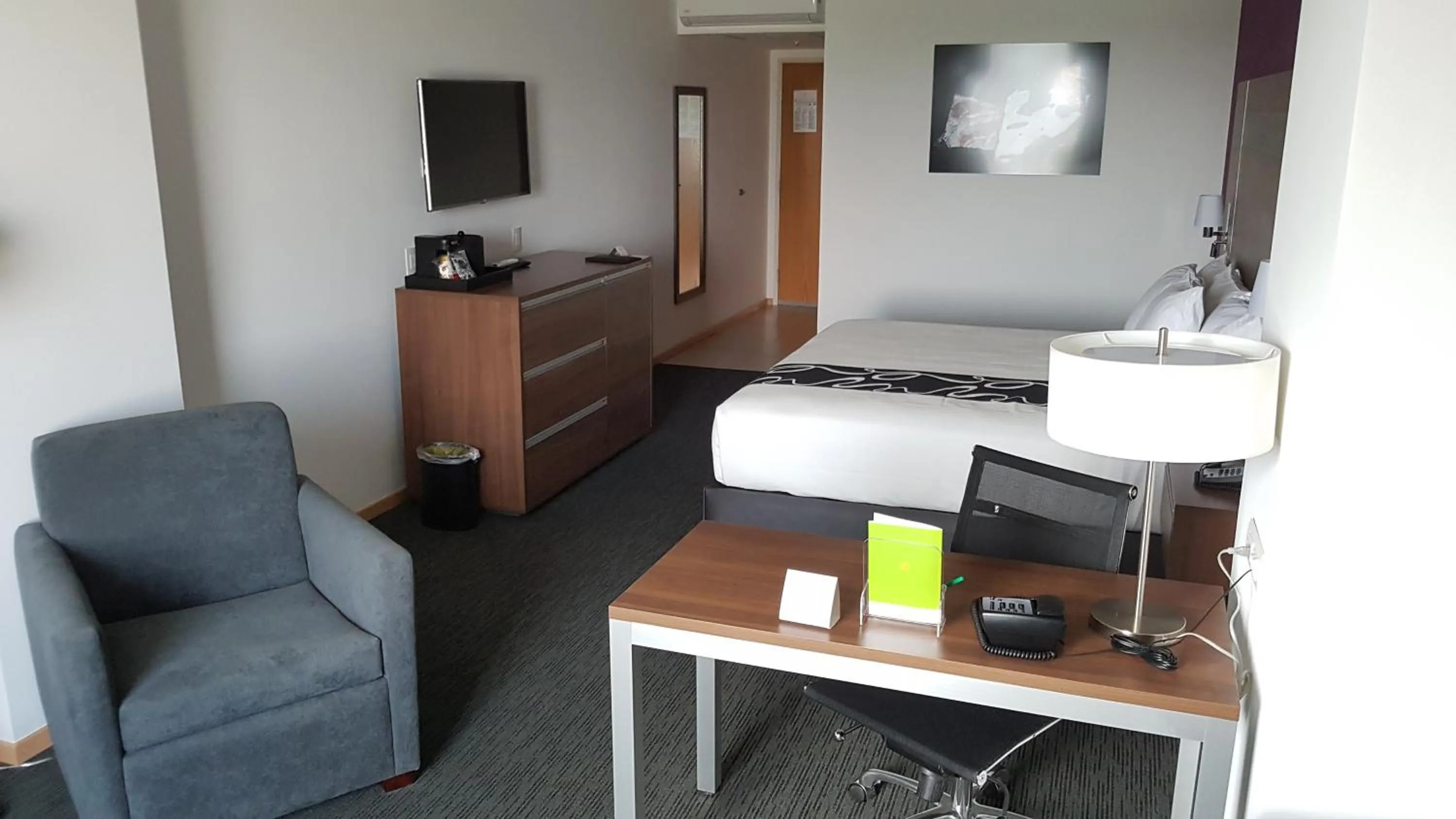 Bed in La Quinta by Wyndham San Jose Chiapa Puebla