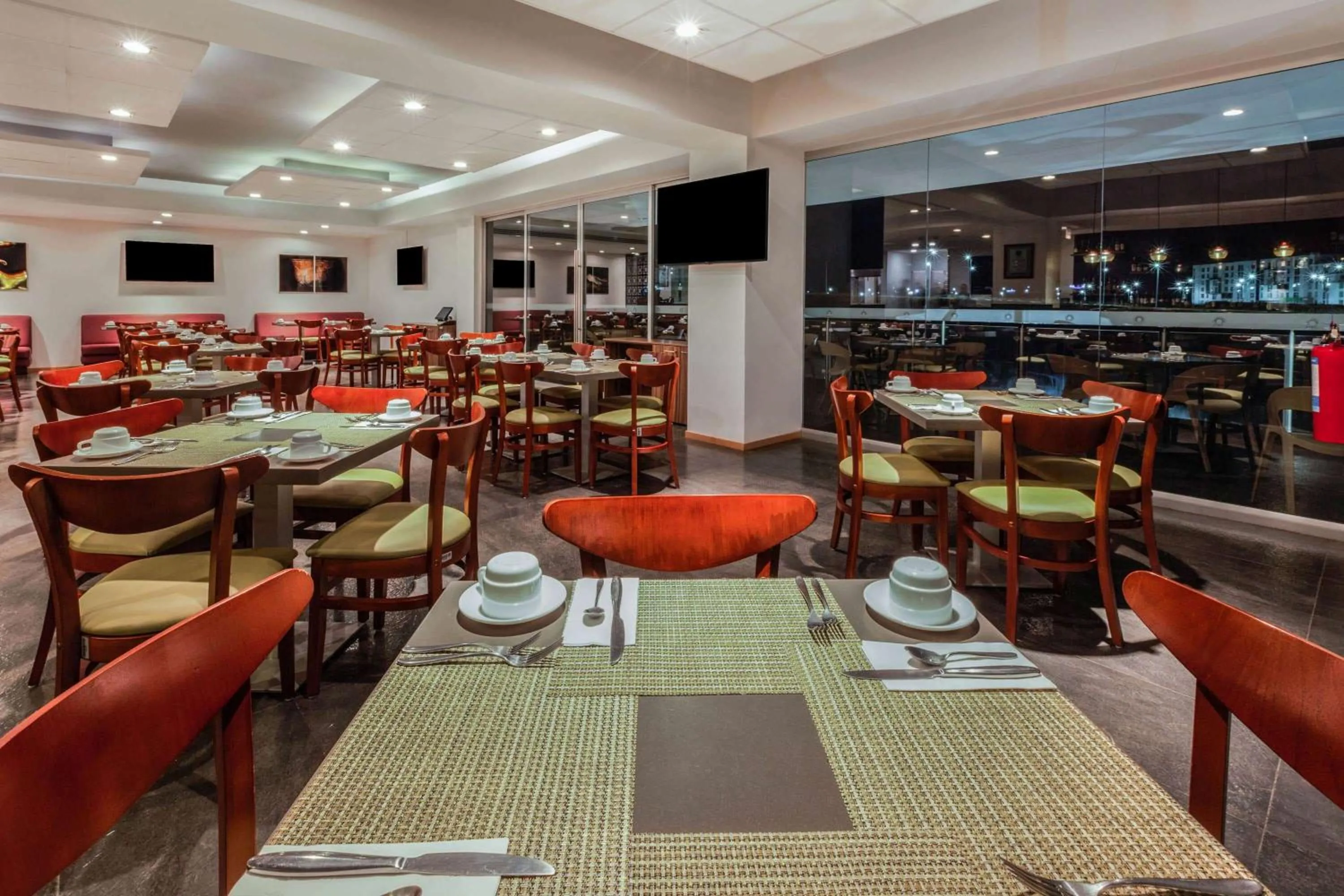 Restaurant/places to eat in La Quinta by Wyndham San Jose Chiapa Puebla