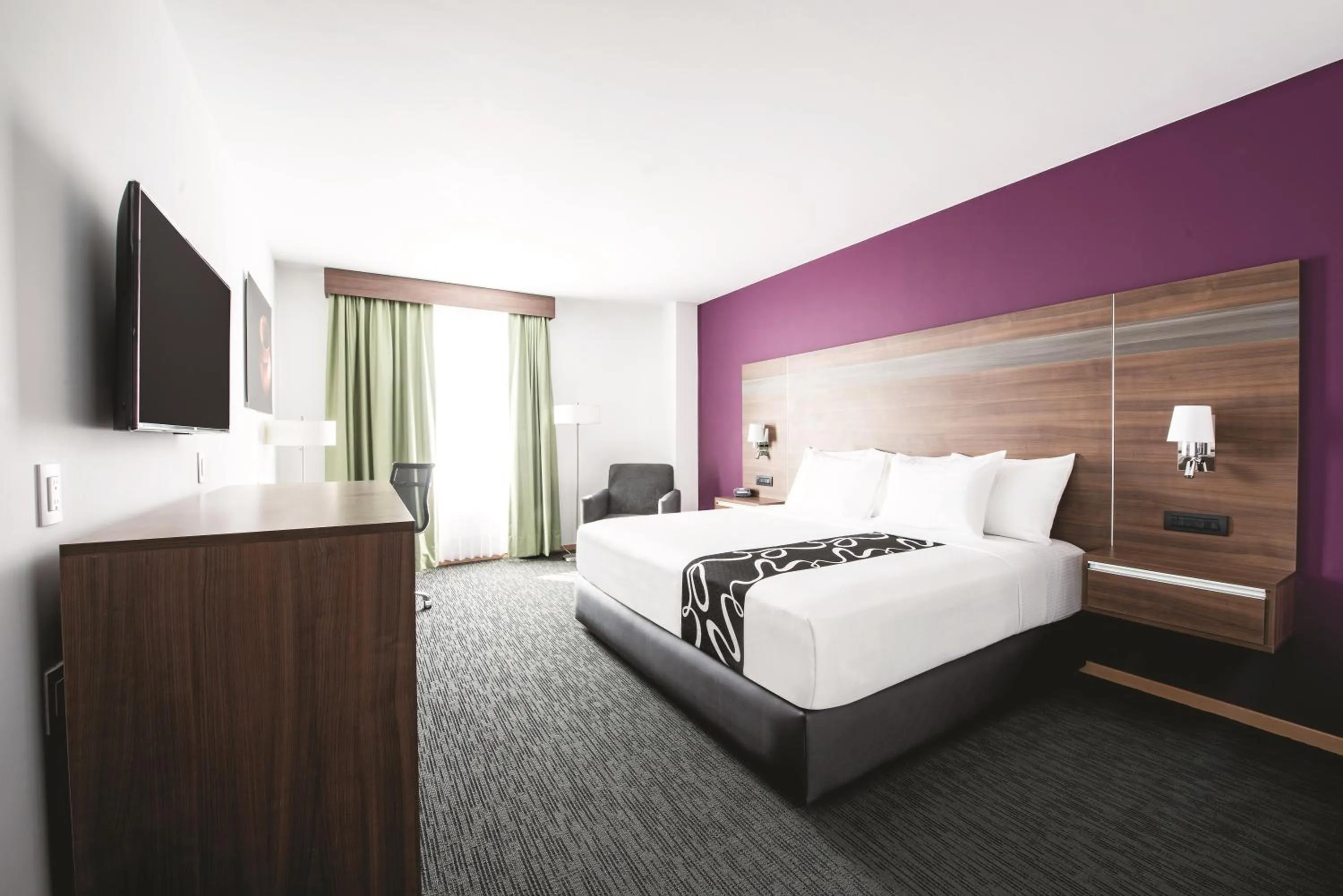 Bedroom, Bed in La Quinta by Wyndham San Jose Chiapa Puebla