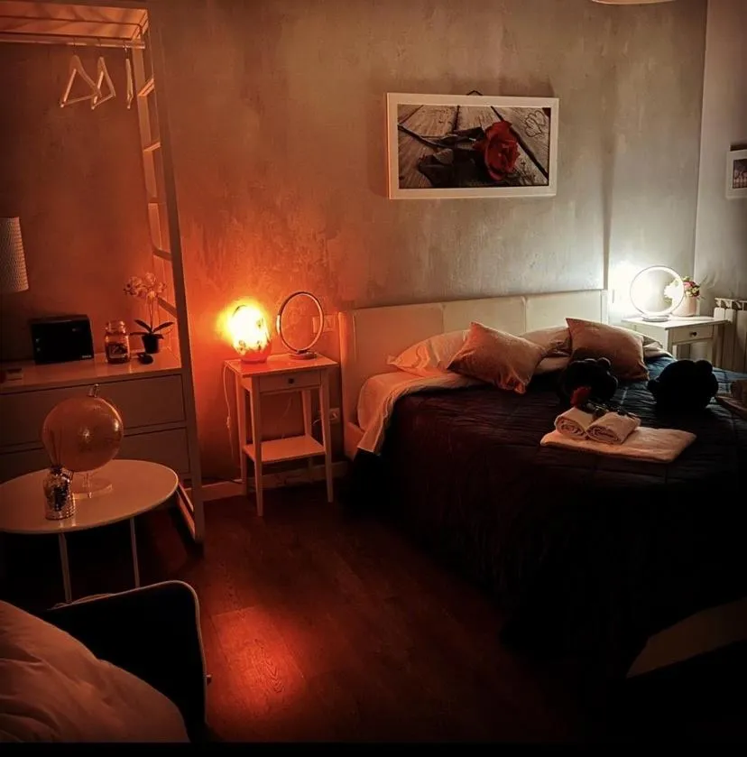 Bed in A 2 Passi Dai Musei Luxury Guest House