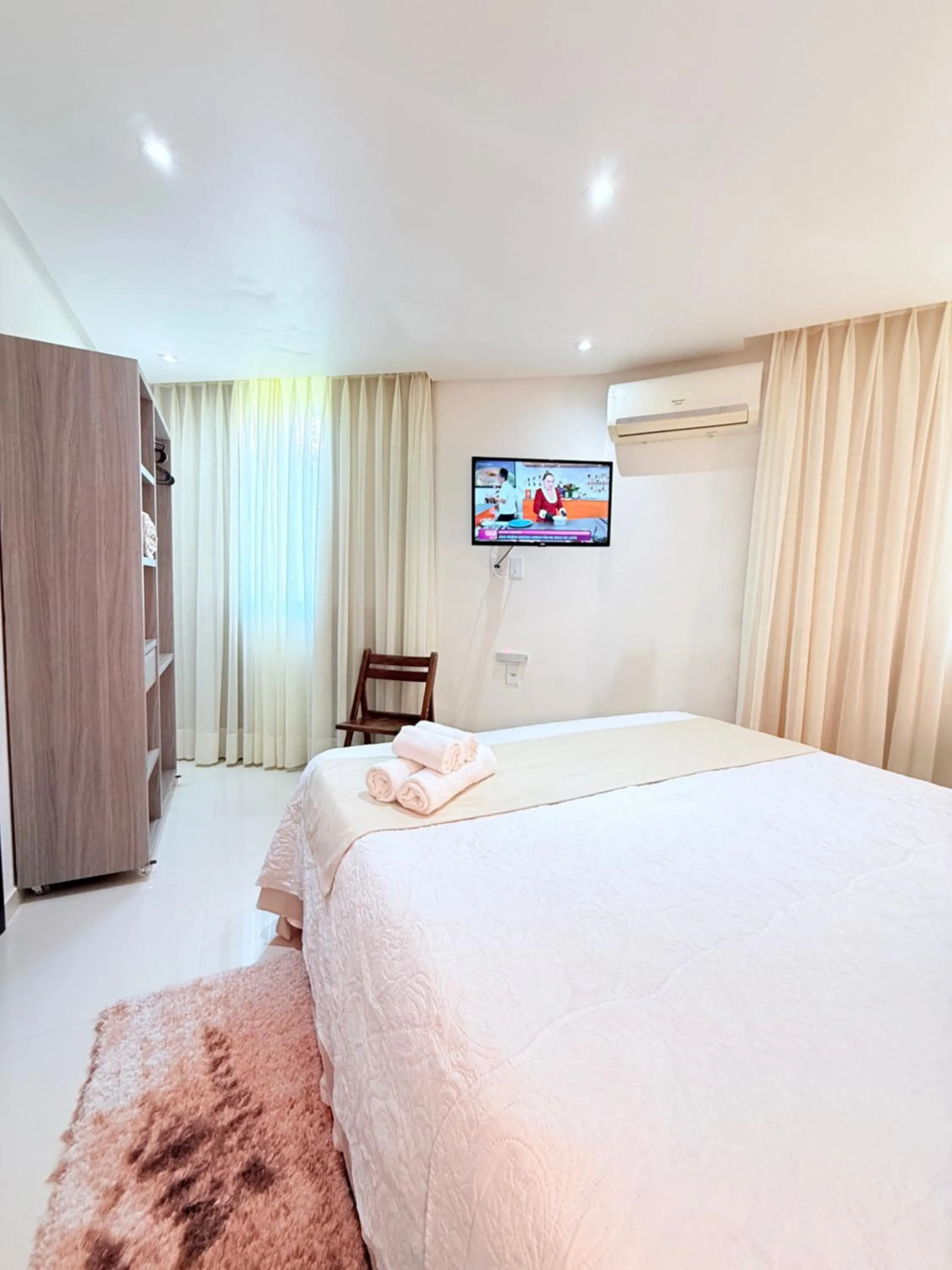 air conditioner, Bed in Vila do Morro Pousada