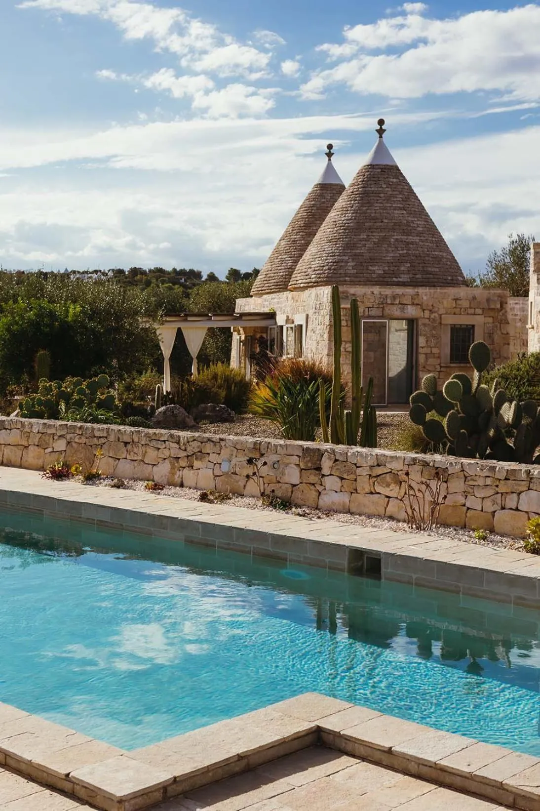 Property building in Regina di Ulivi