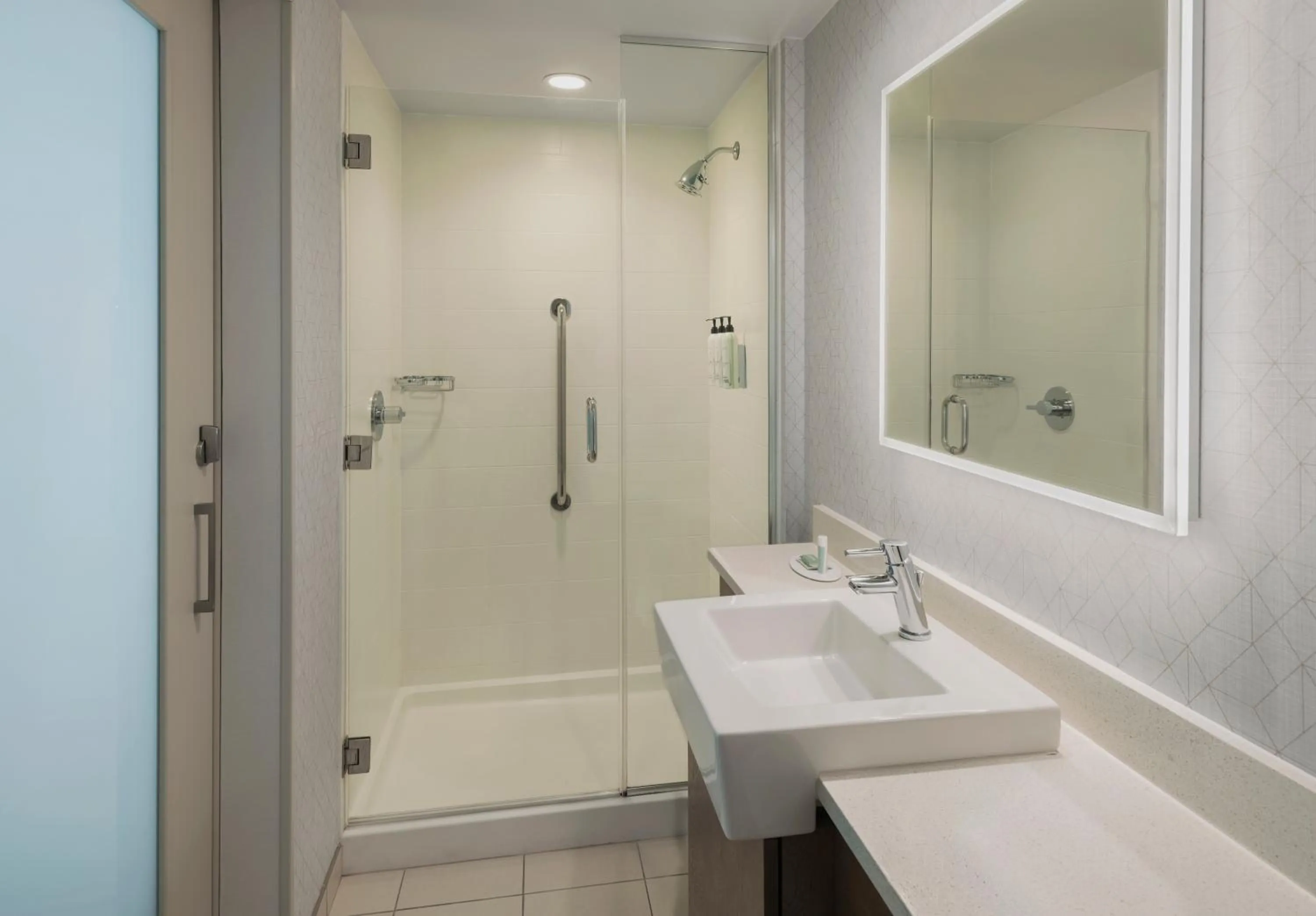 Shower in SpringHill Suites by Marriott Mount Laurel