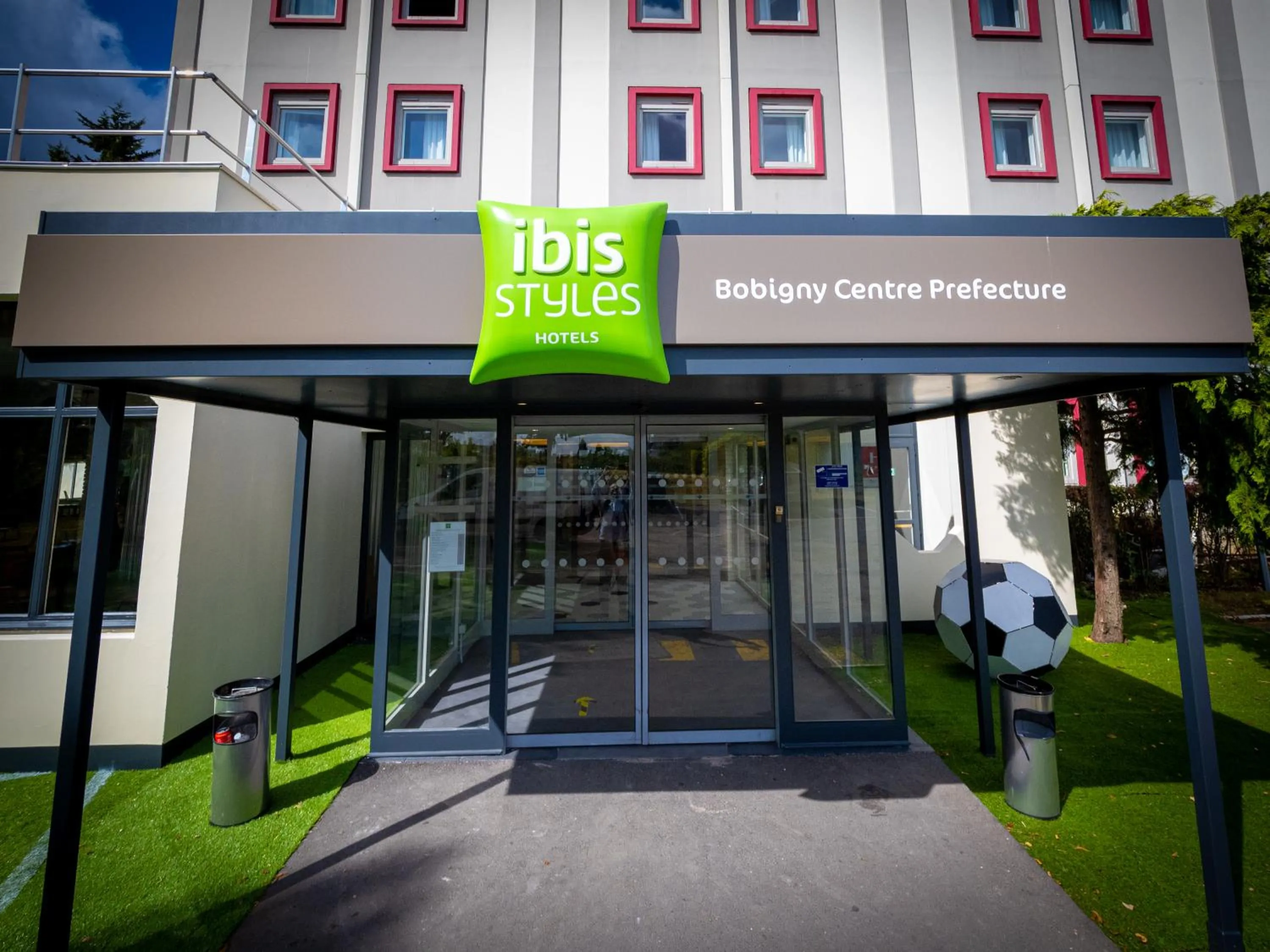 Property building in Ibis Styles Bobigny Centre Préfecture