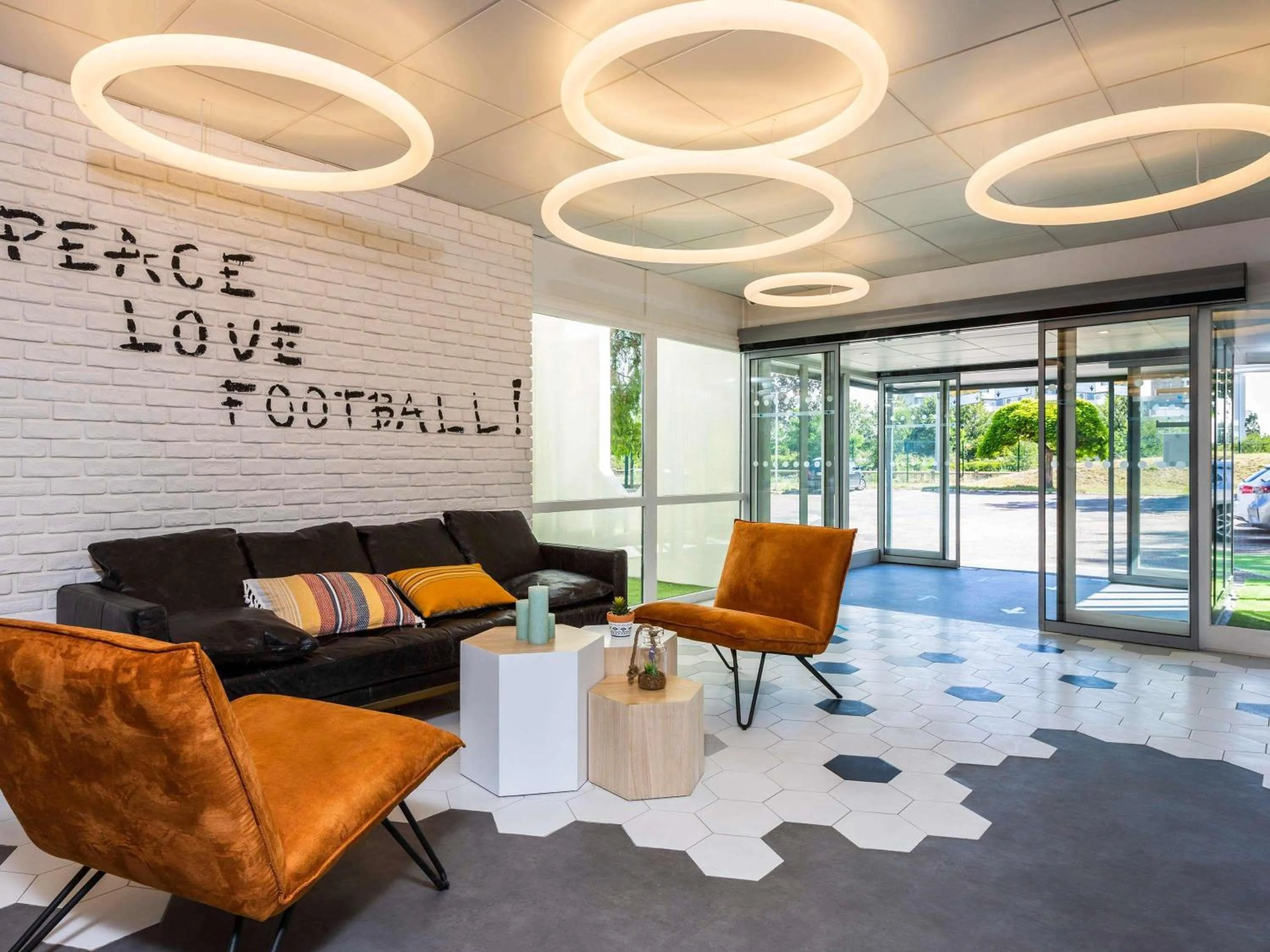 Property building in Ibis Styles Bobigny Centre Préfecture