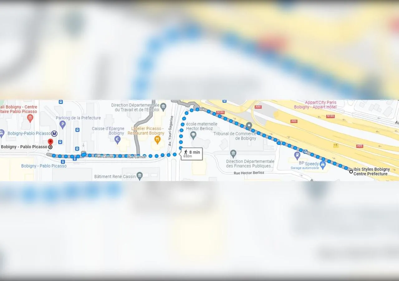 group of guests in Ibis Styles Bobigny Centre Préfecture