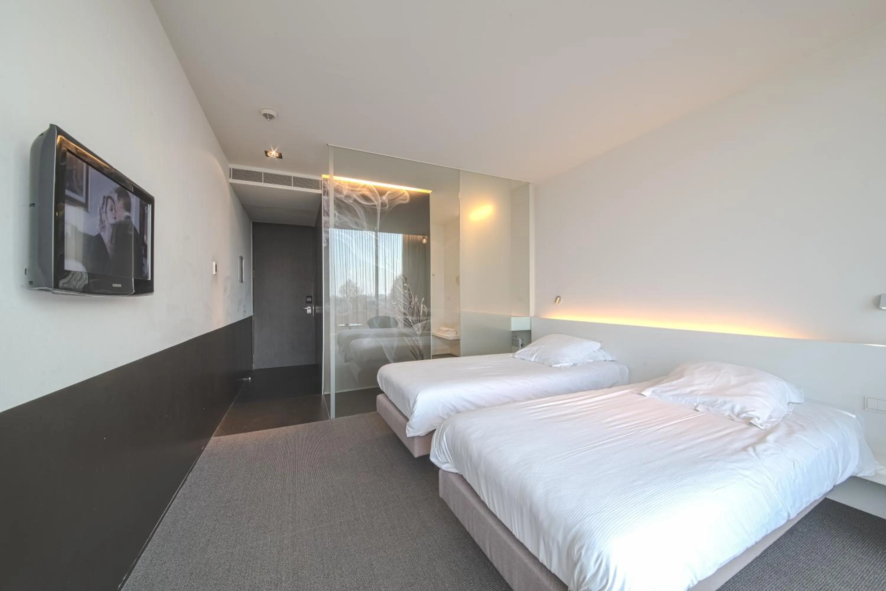 Bedroom, Bed in D-Hotel