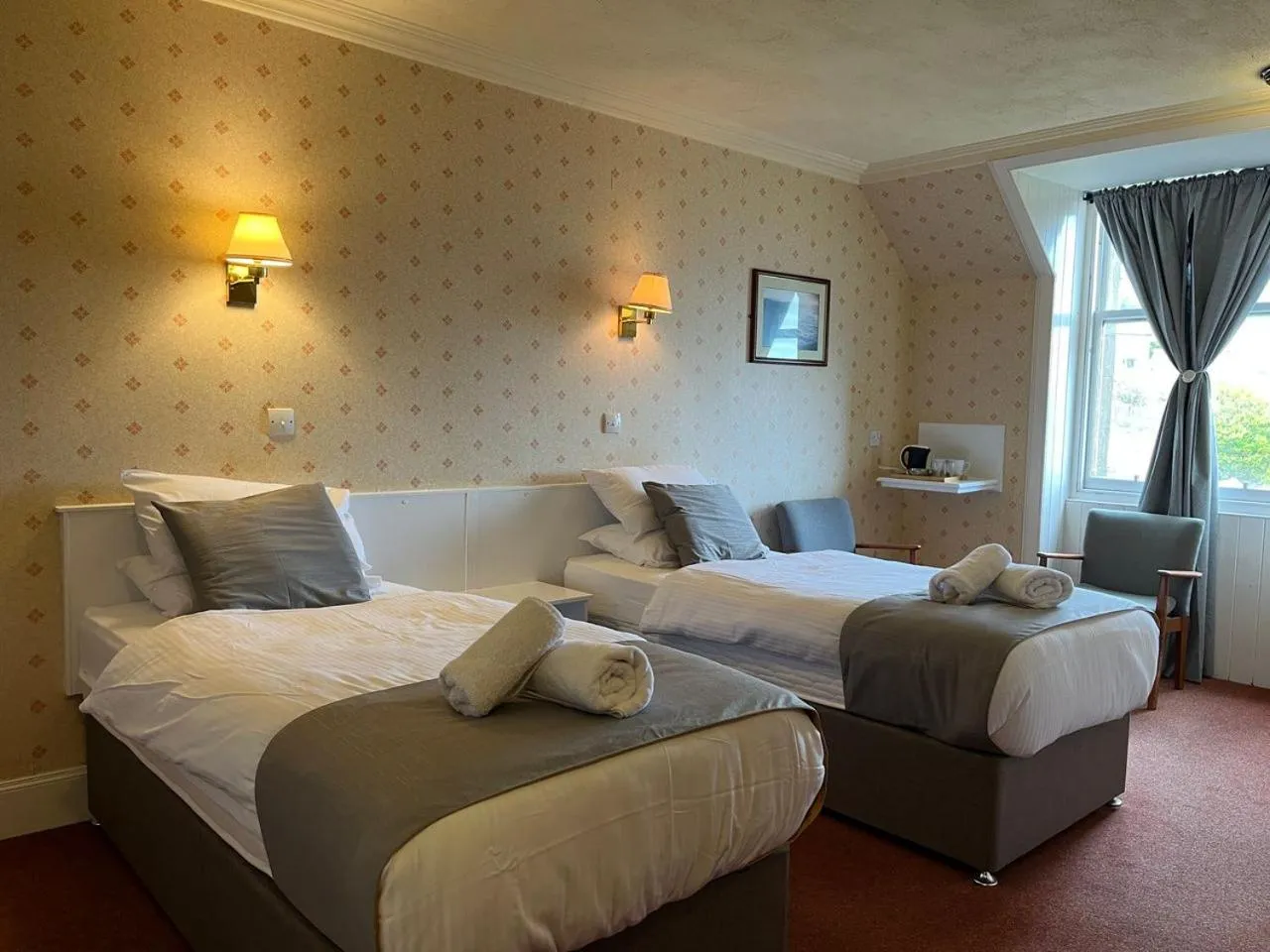 Bed in The Stromness Hotel