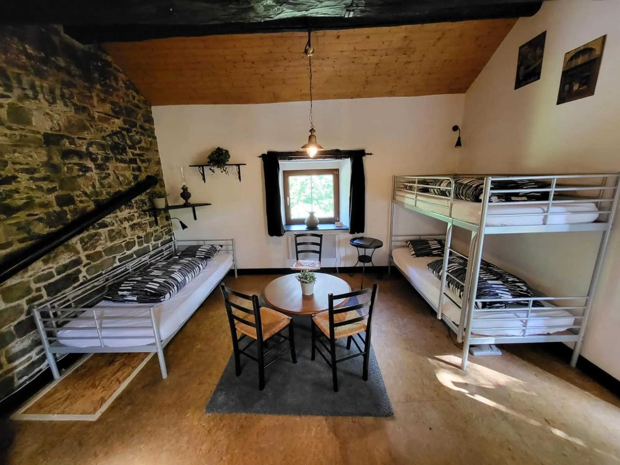 Bed in B&B-Restaurant Porte de la Lienne