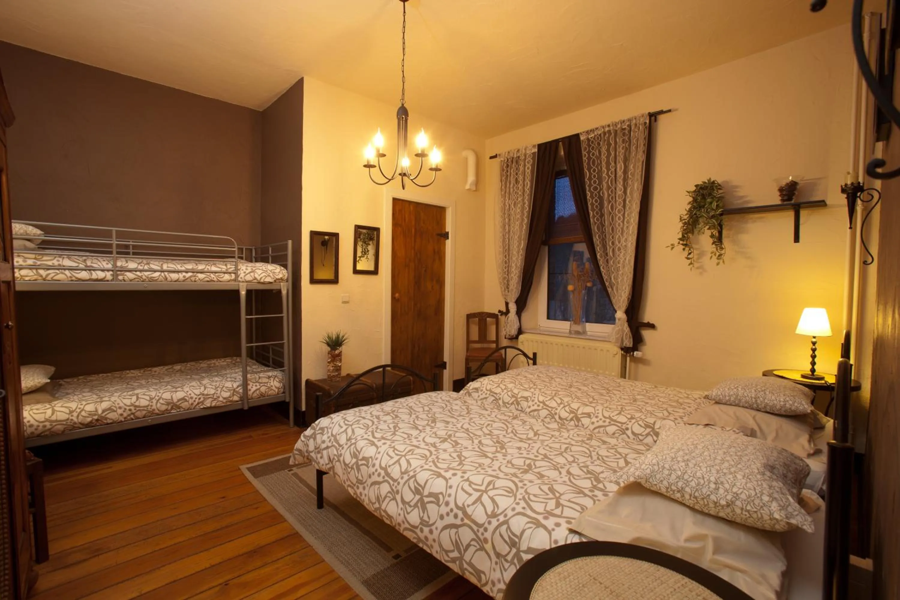 Bed in B&B-Restaurant Porte de la Lienne