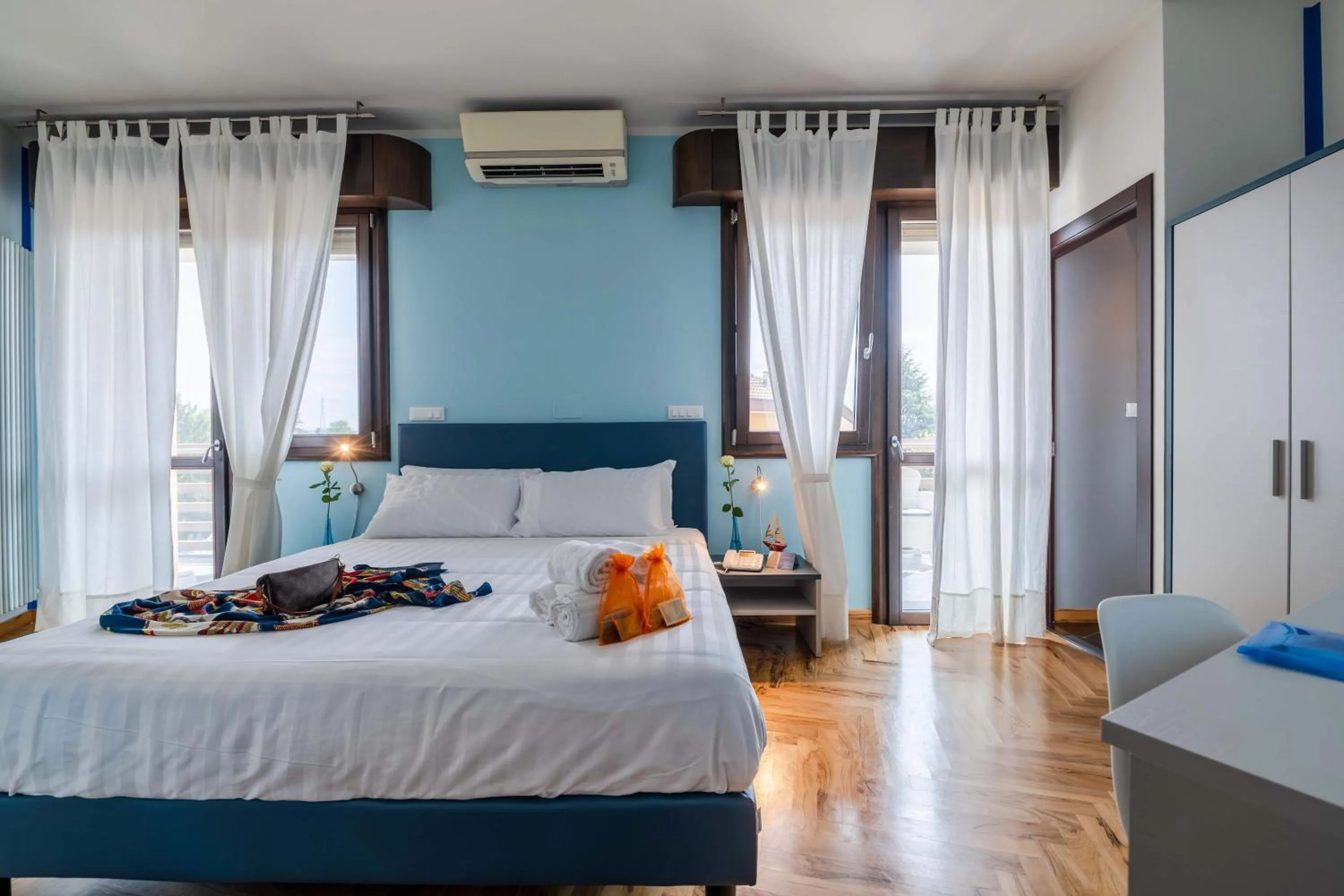 Bedroom, Bed in AppartaHotel