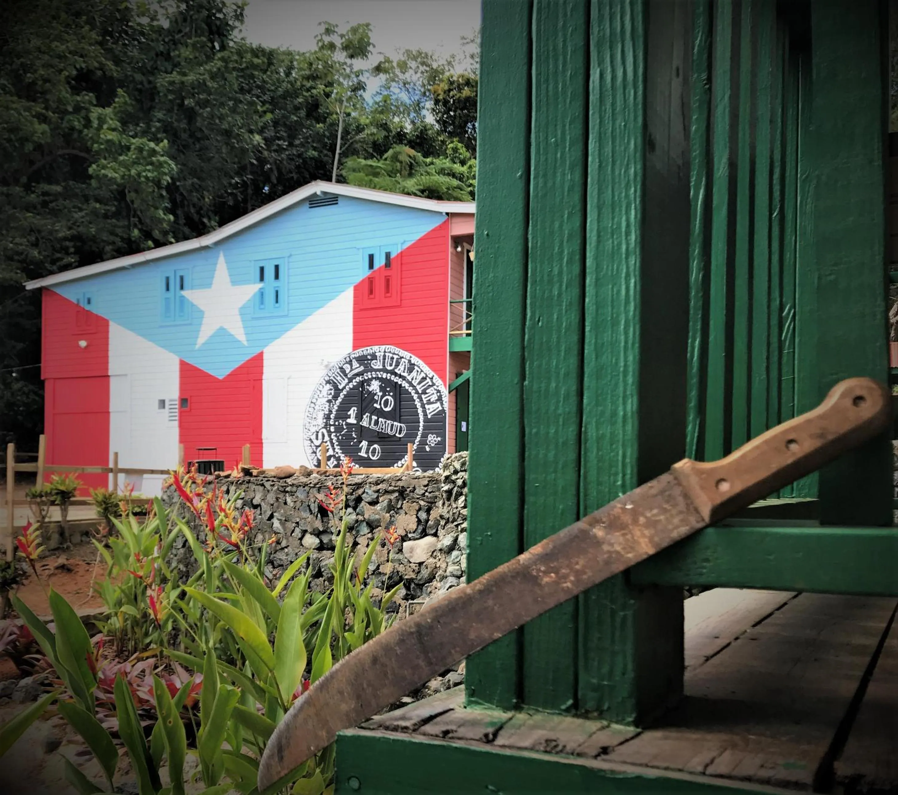 Restaurant/places to eat in Hacienda Juanita