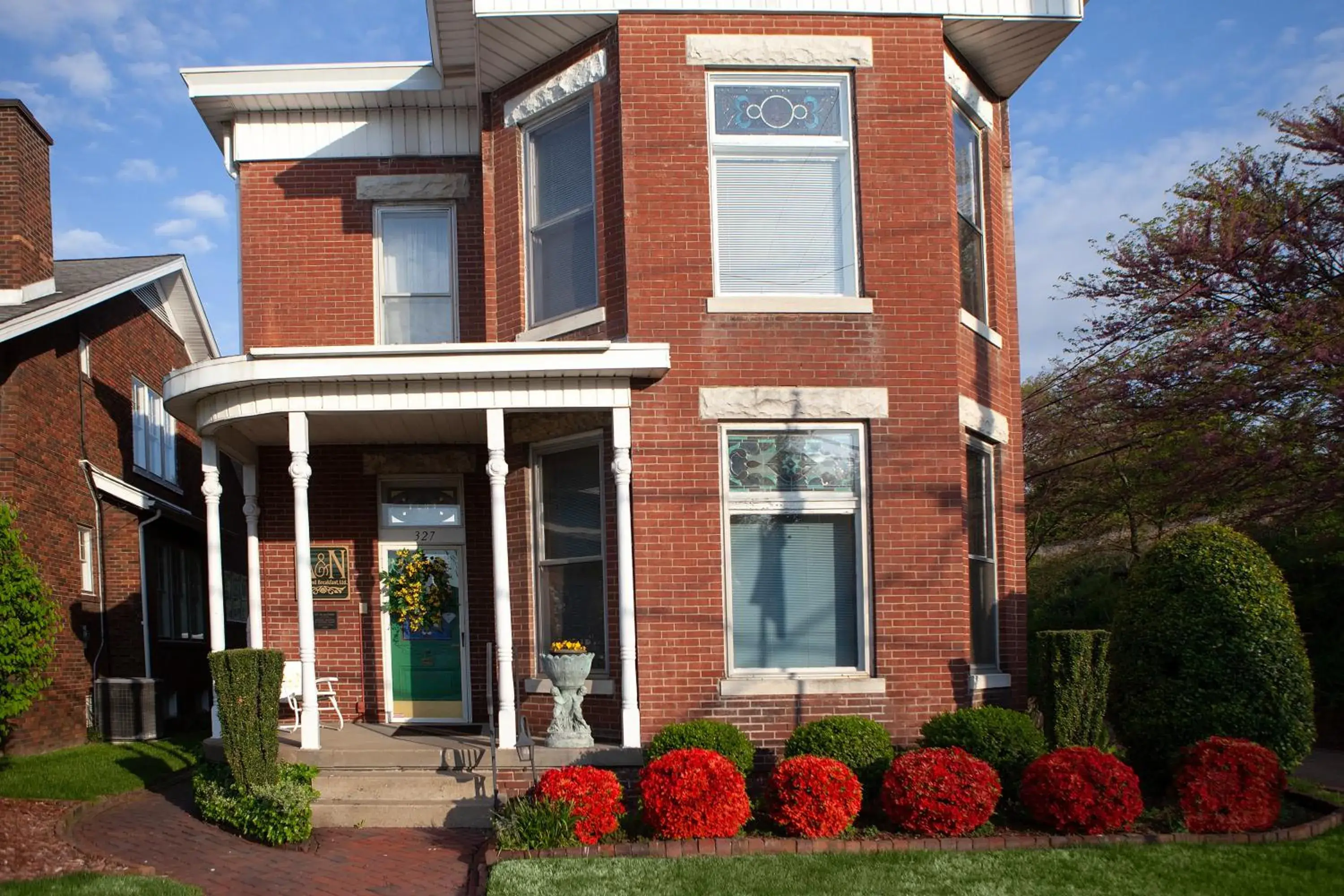 L&N Bed and Breakfast Ltd L&N Bed and Breakfast Ltd