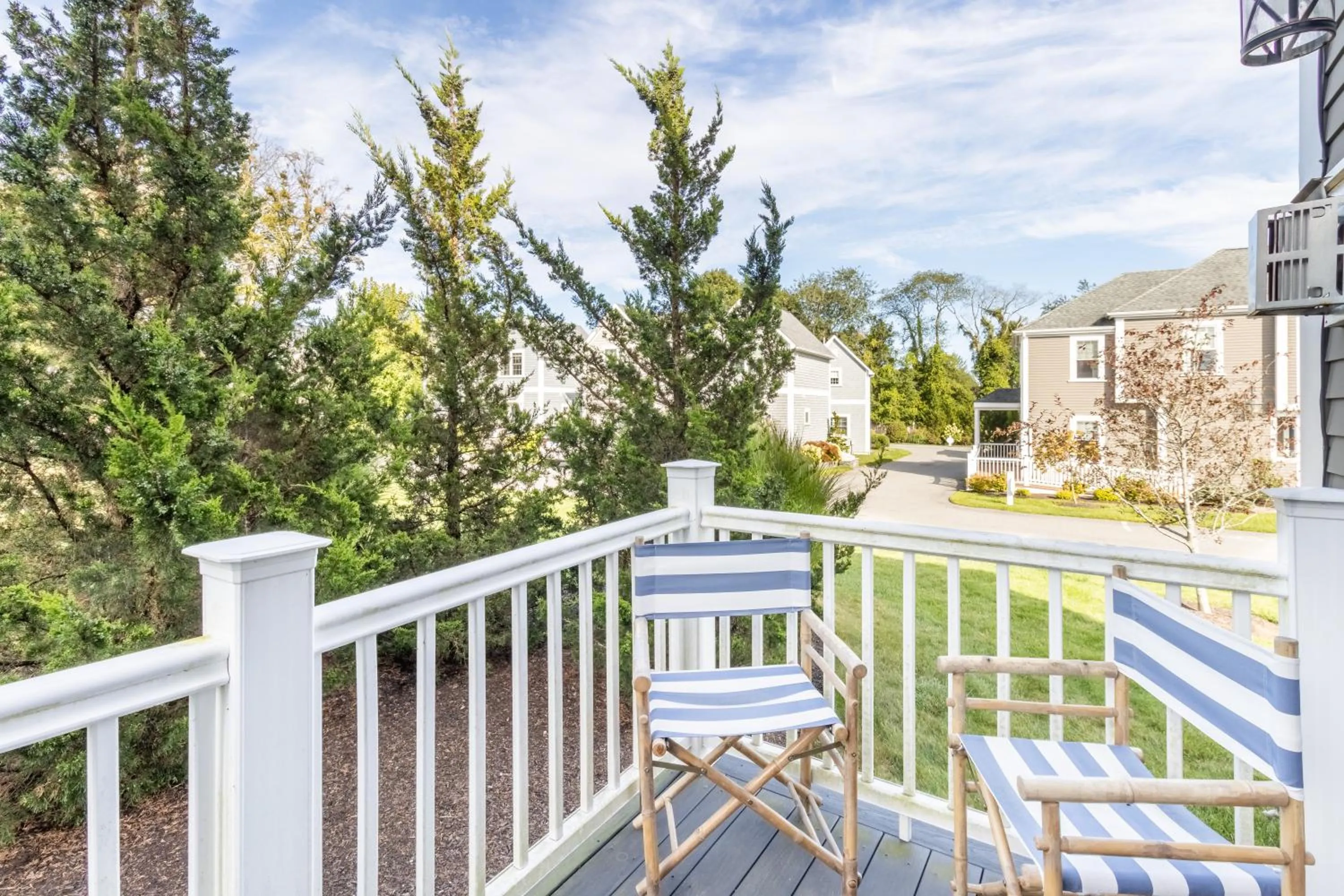 The East Island Reserve Hotel