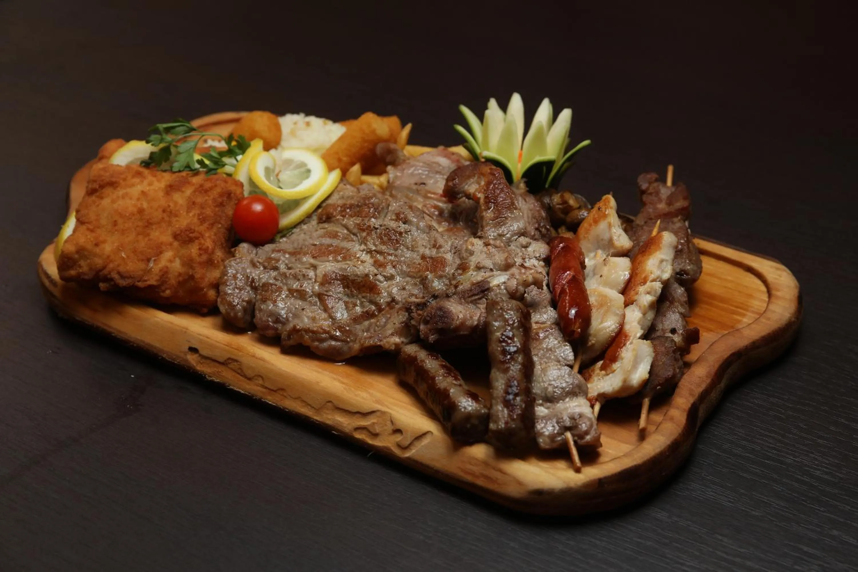 Restaurant/places to eat in Hotel Zagi