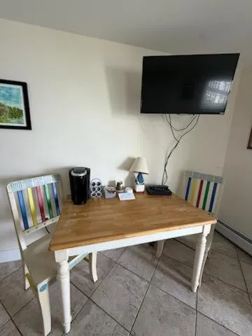 TV and multimedia in The Inn on the Wharf