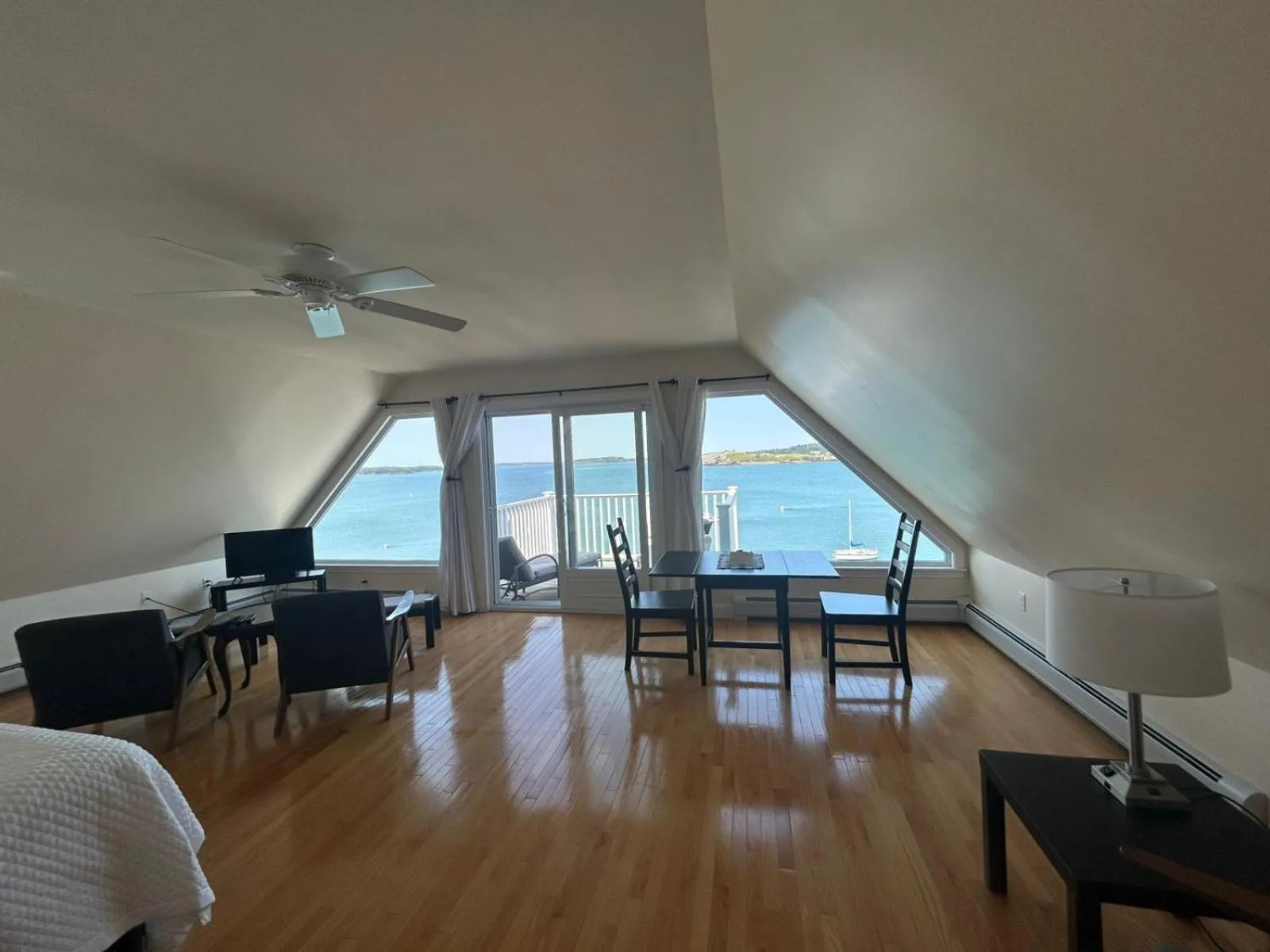 Living room in The Inn on the Wharf