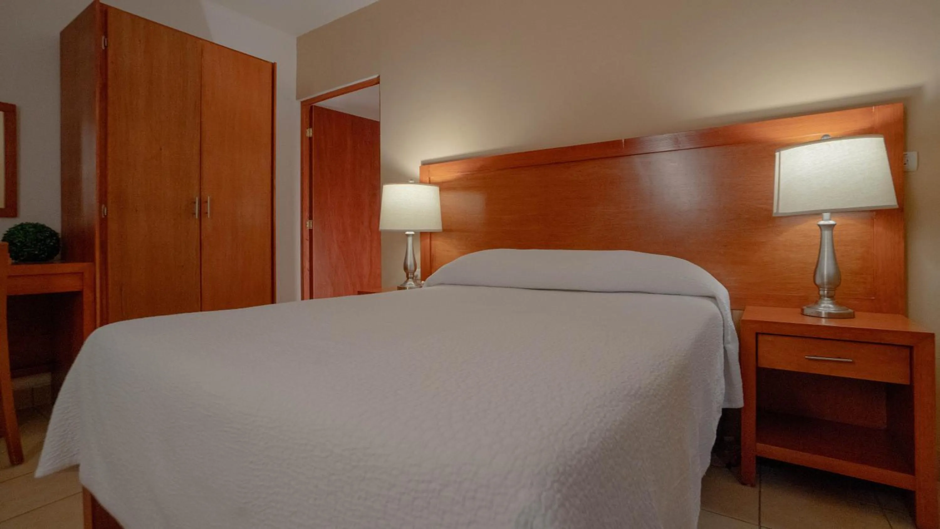 Bed in Hotel Marllou